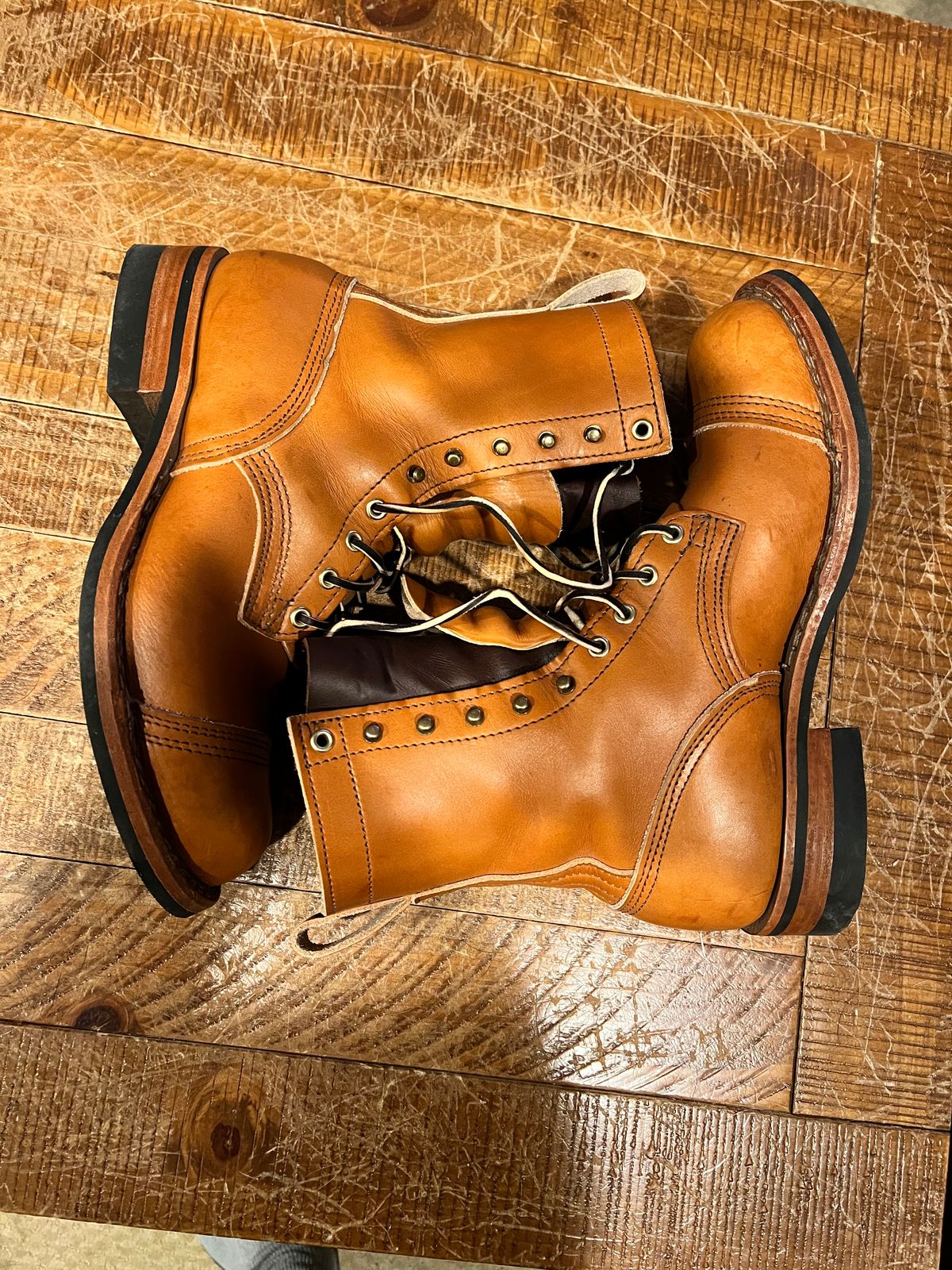 Photo by ccswift on November 4, 2023 of the Nicks DomePro in Wickett & Craig Tan English Bridle.