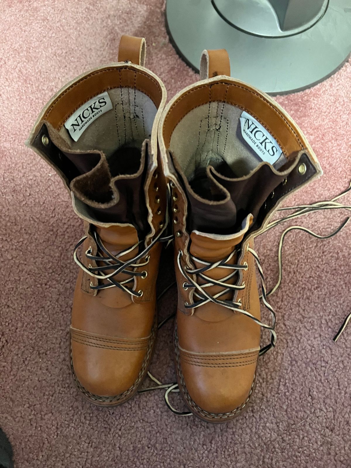 Photo by ccswift on December 6, 2023 of the Nicks DomePro in Wickett & Craig Tan English Bridle.