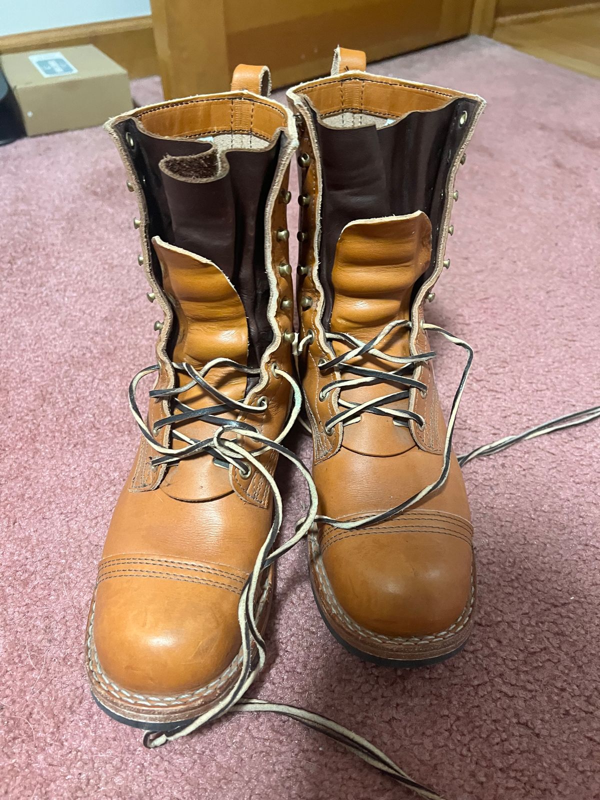 Photo by ccswift on March 6, 2024 of the Nicks DomePro in Wickett & Craig Tan English Bridle.