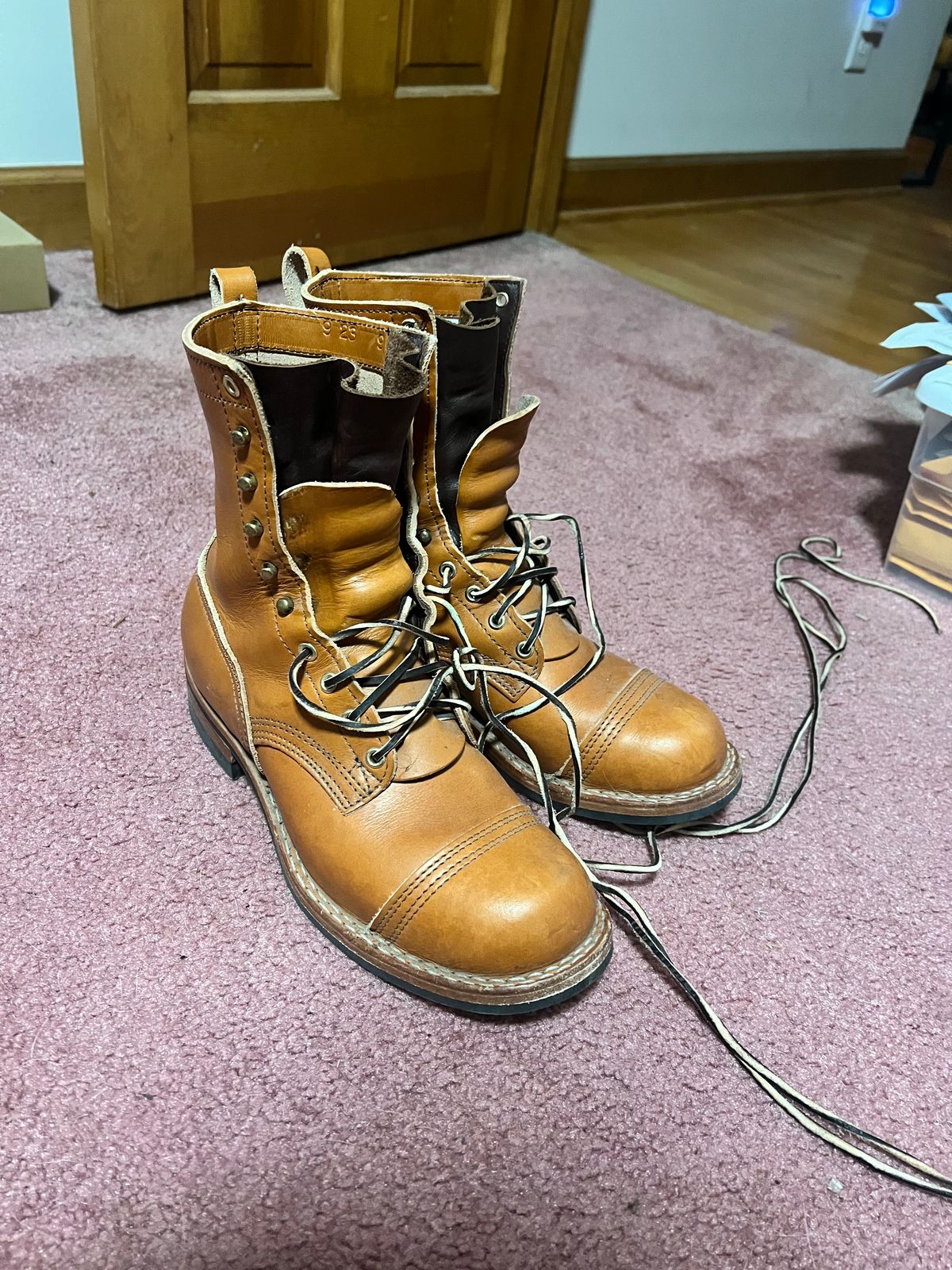 Photo by ccswift on March 6, 2024 of the Nicks DomePro in Wickett & Craig Tan English Bridle.