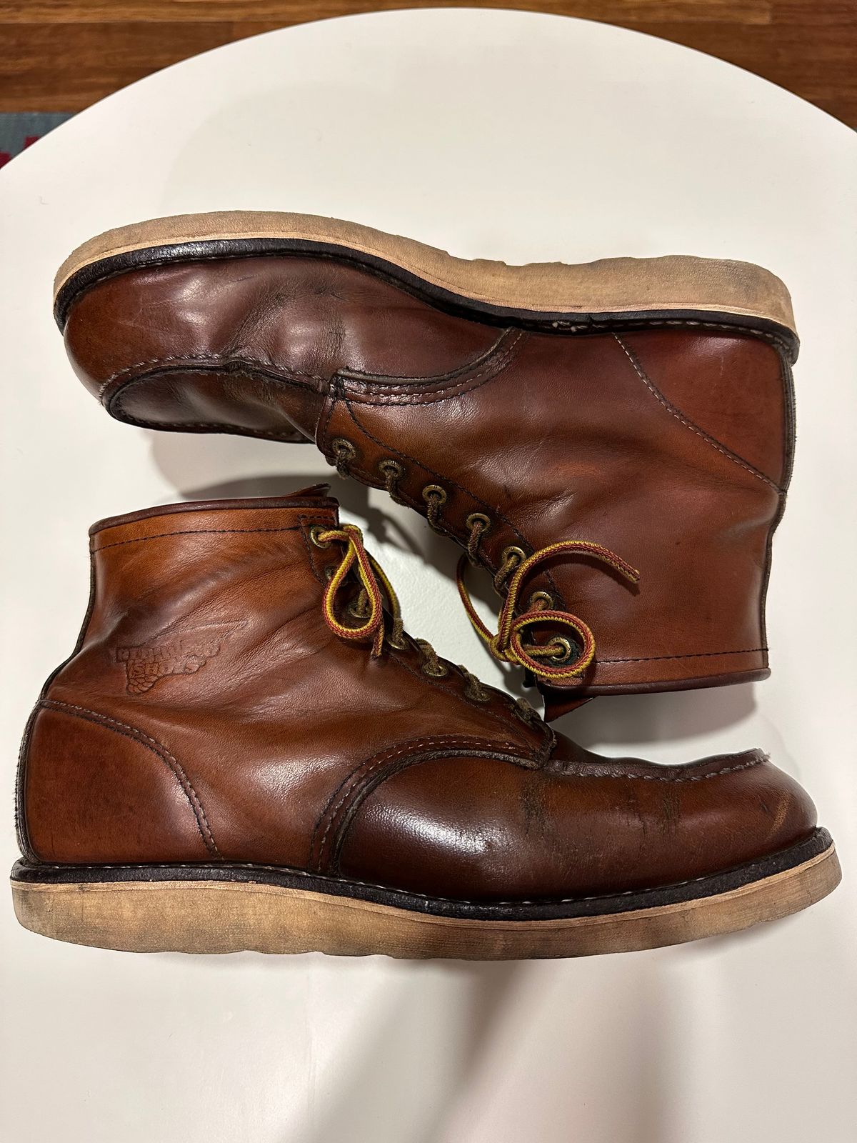 Photo by bankrobber on July 27, 2023 of the Red Wing 8-Inch Classic Moc in Unknown Material.