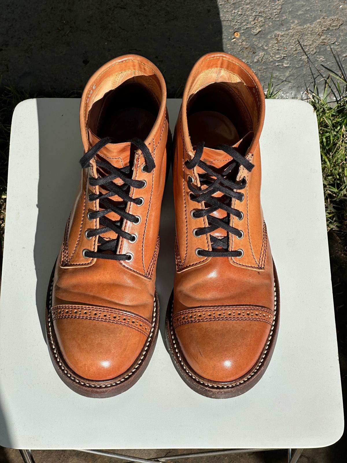 Photo by bankrobber on January 1, 2024 of the John Lofgren Combat Boots in Shinki Natural Shell Cordovan.