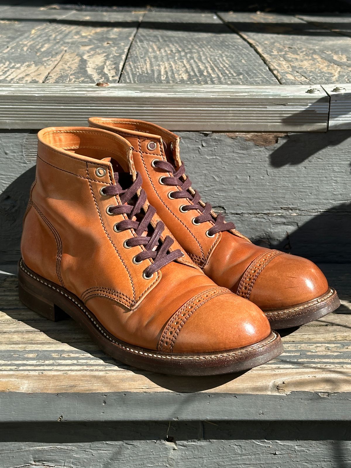 Photo by bankrobber on March 1, 2024 of the John Lofgren Combat Boots in Shinki Natural Shell Cordovan.