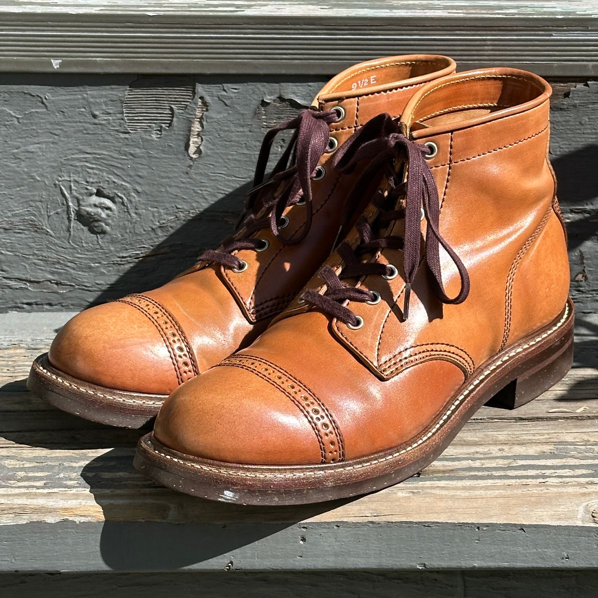 Photo by bankrobber on March 20, 2024 of the John Lofgren Combat Boots in Shinki Natural Shell Cordovan.