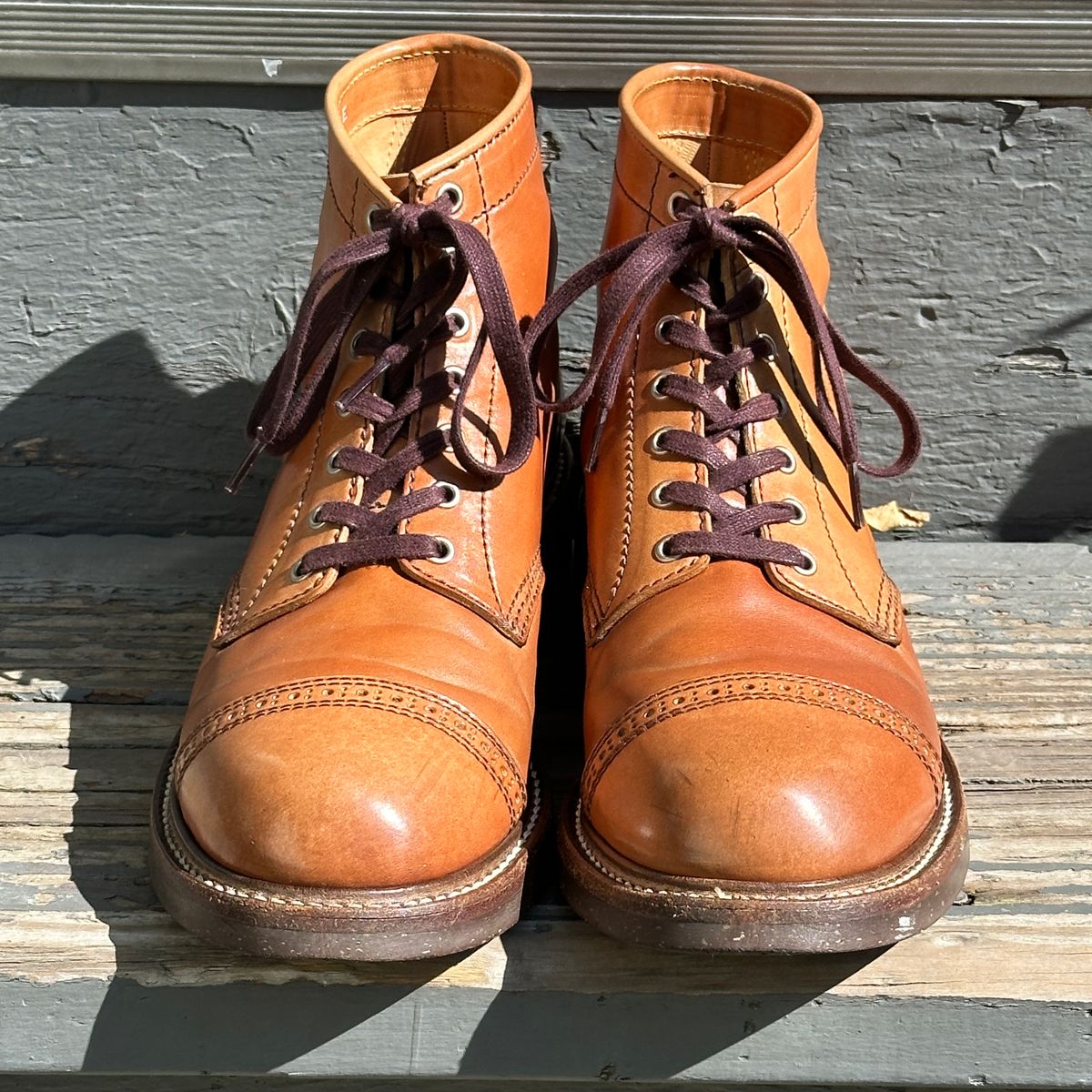 Photo by bankrobber on March 20, 2024 of the John Lofgren Combat Boots in Shinki Natural Shell Cordovan.