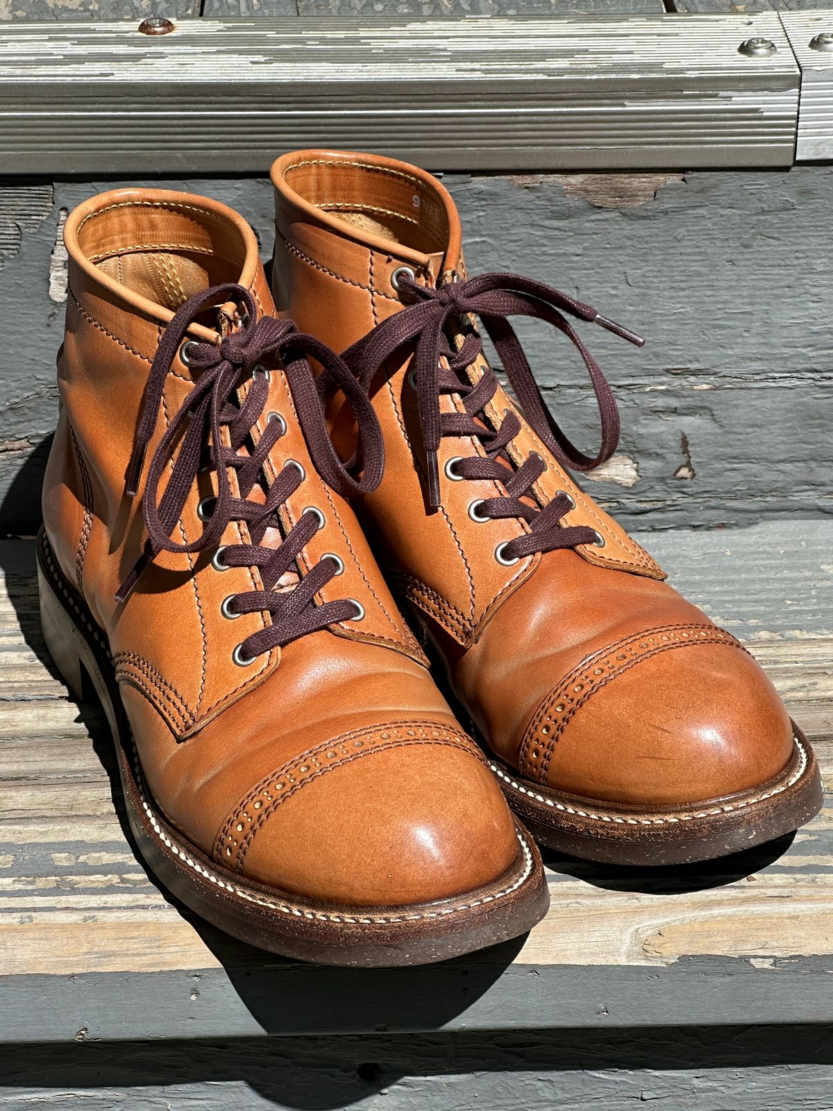 Photo by bankrobber on April 2, 2024 of the John Lofgren Combat Boots in Shinki Natural Shell Cordovan.