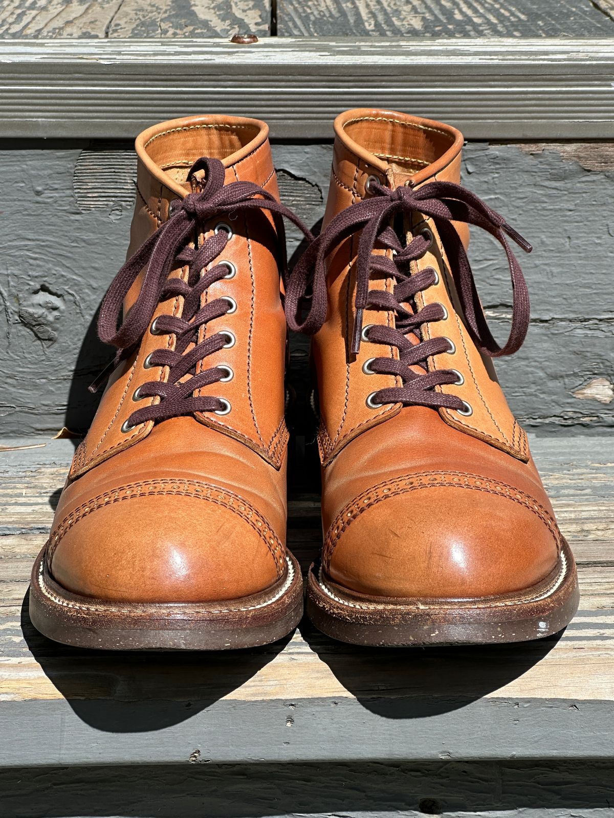 Photo by bankrobber on April 2, 2024 of the John Lofgren Combat Boots in Shinki Natural Shell Cordovan.