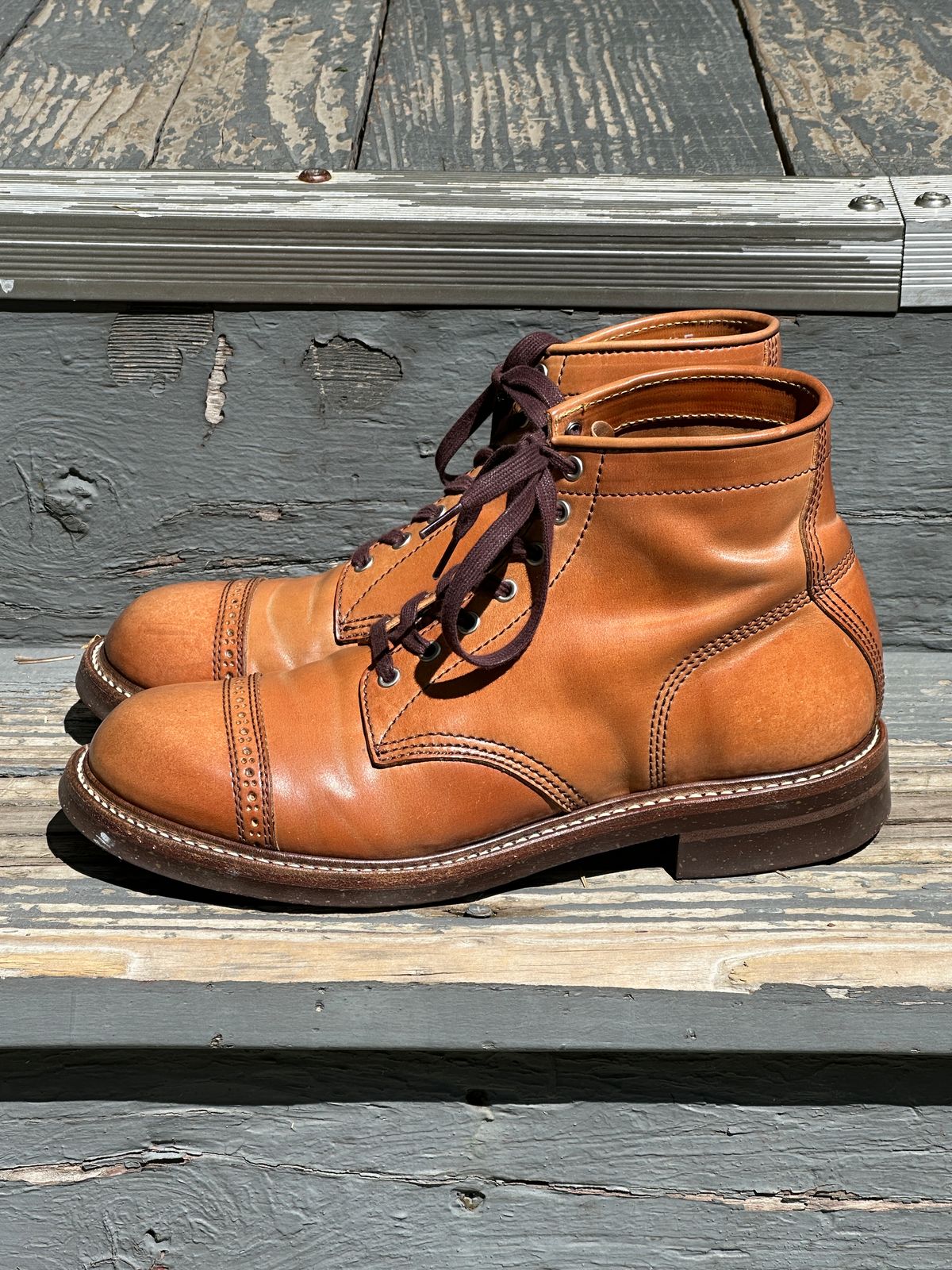 Photo by bankrobber on April 2, 2024 of the John Lofgren Combat Boots in Shinki Natural Shell Cordovan.