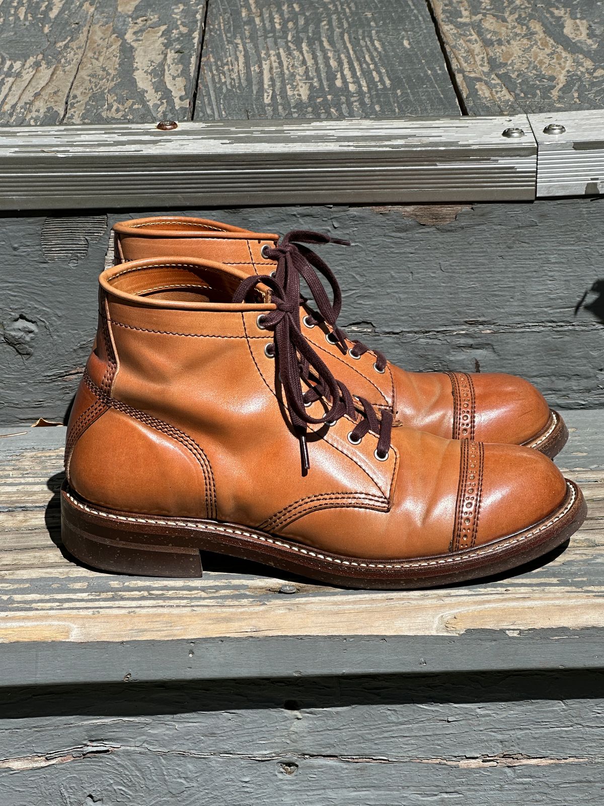 Photo by bankrobber on April 2, 2024 of the John Lofgren Combat Boots in Shinki Natural Shell Cordovan.