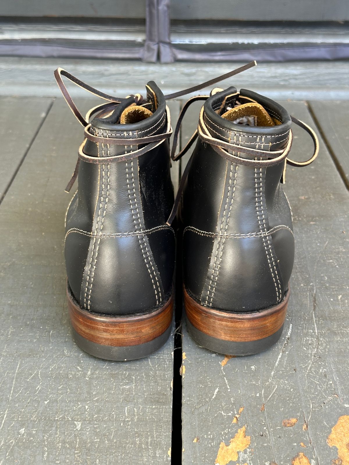 Photo by bankrobber on October 1, 2024 of the Red Wing 9874 in S.B. Foot Black Klondike.