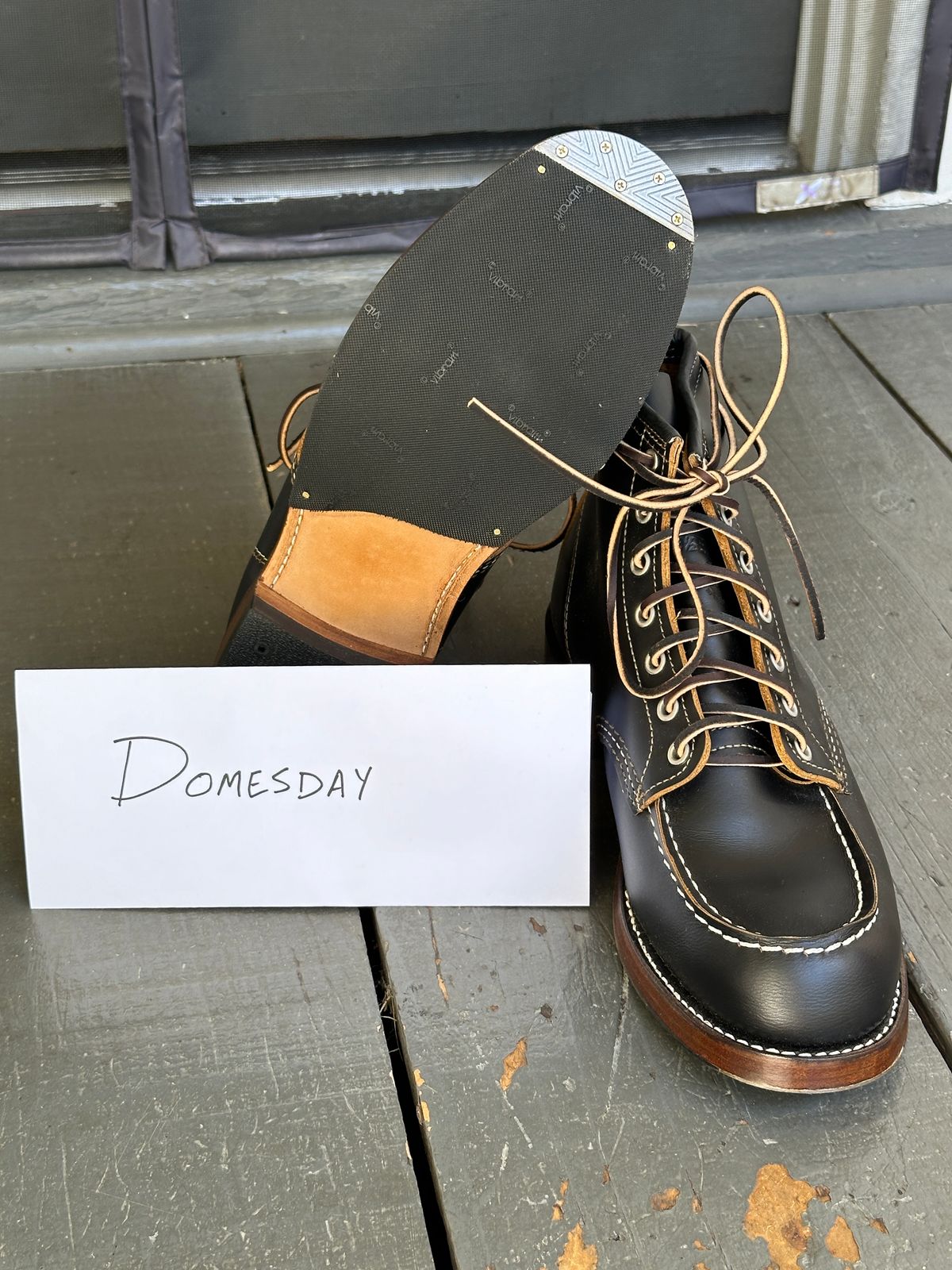 Photo by bankrobber on October 1, 2024 of the Red Wing 9874 in S.B. Foot Black Klondike.