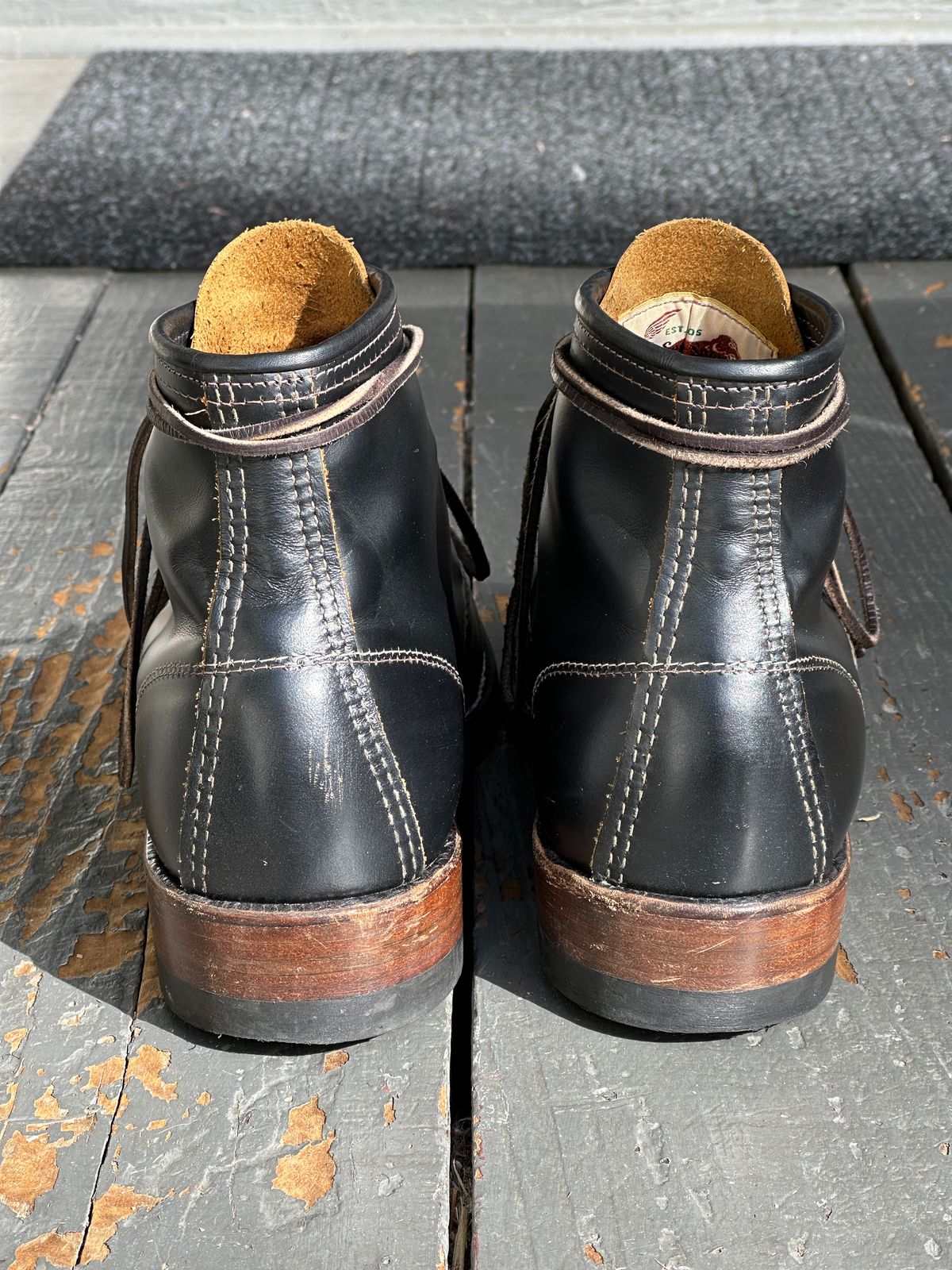 Photo by bankrobber on November 1, 2024 of the Red Wing 9874 in S.B. Foot Black Klondike.