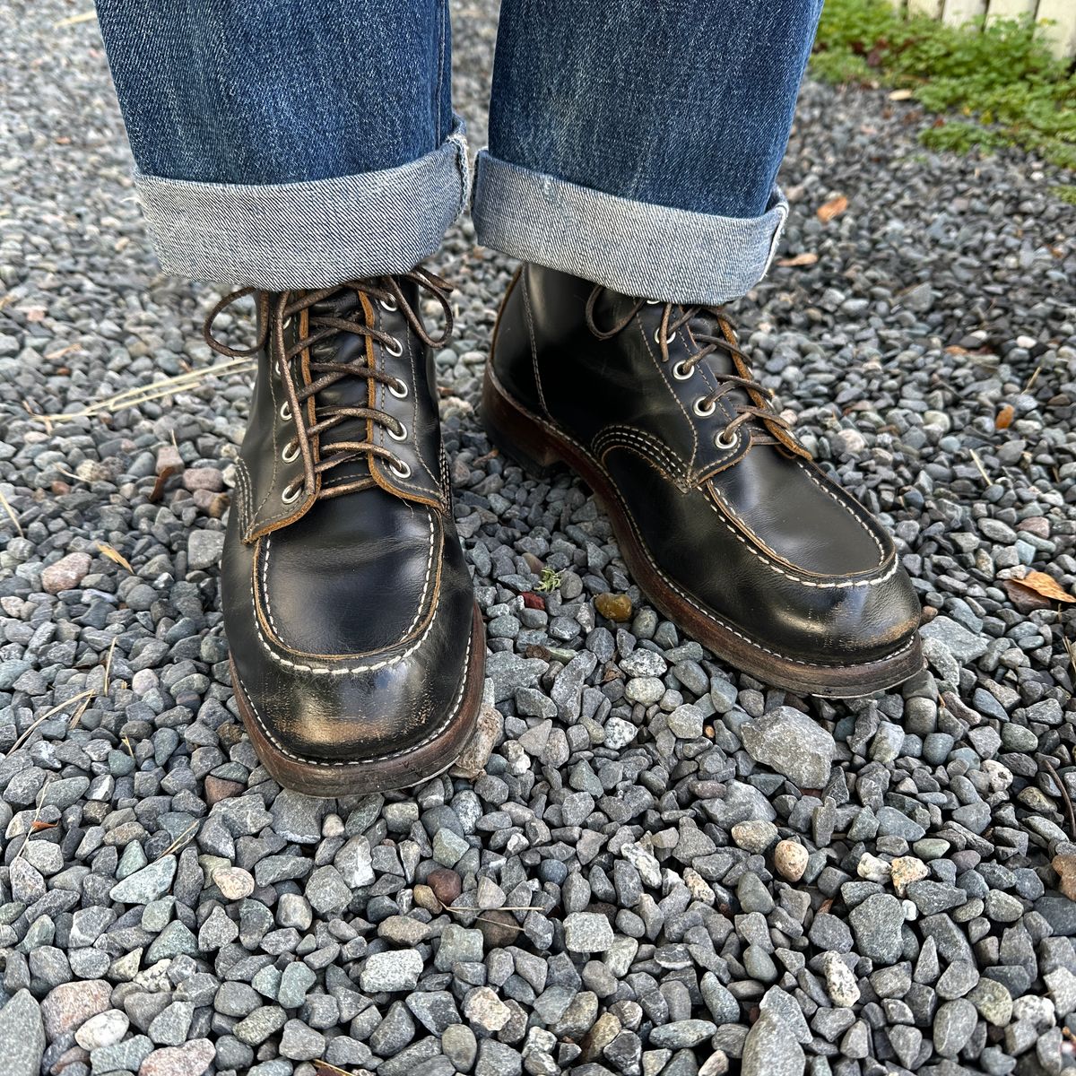 Photo by bankrobber on March 20, 2025 of the Red Wing 9874 in S.B. Foot Black Klondike.