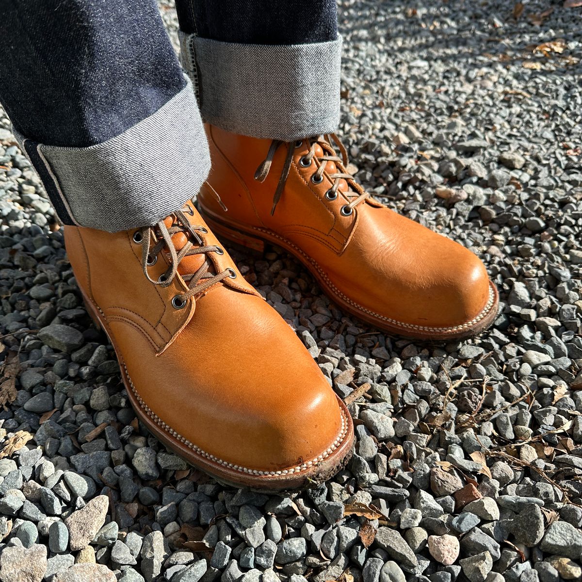 Photo by bankrobber on December 22, 2023 of the Viberg Service Boot in Horween Chestnut Essex.