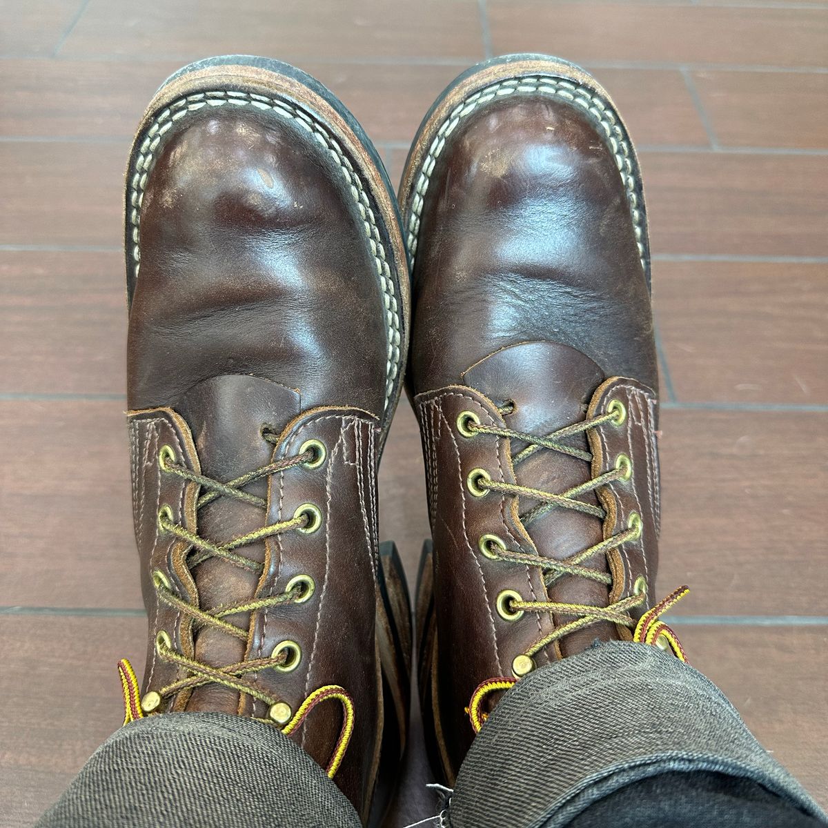 Photo by bankrobber on August 11, 2023 of the Nicks Robert in Horween Brown Chromexcel.