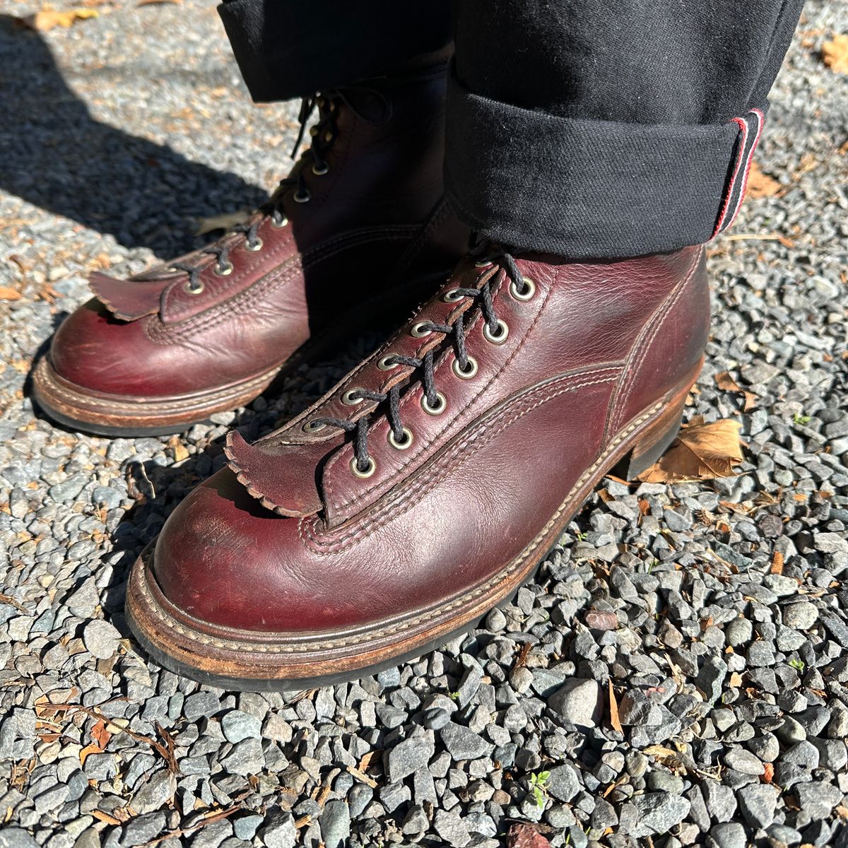 Photo by bankrobber on October 26, 2023 of the John Lofgren Donkey Puncher Boots in Horween Burgundy Chromexcel.