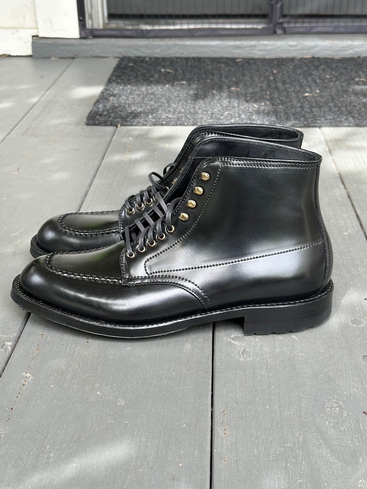 Photo by bankrobber on April 18, 2026 of the Alden Indy Boot in Horween Black Shell Cordovan.