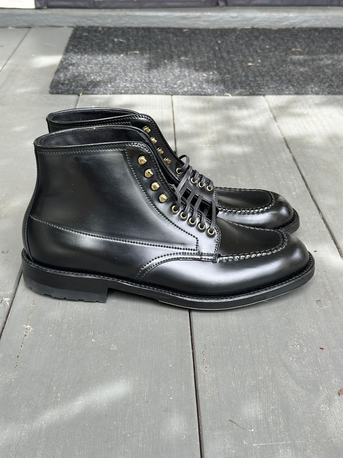 Photo by bankrobber on April 18, 2026 of the Alden Indy Boot in Horween Black Shell Cordovan.