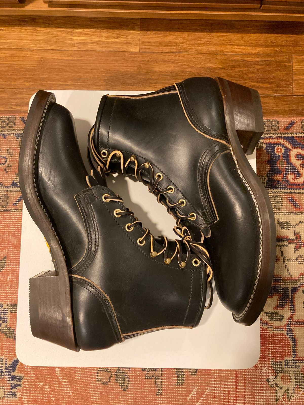 Photo by bankrobber on October 4, 2022 of the Nicks Packer in Horween Black Chromexcel.