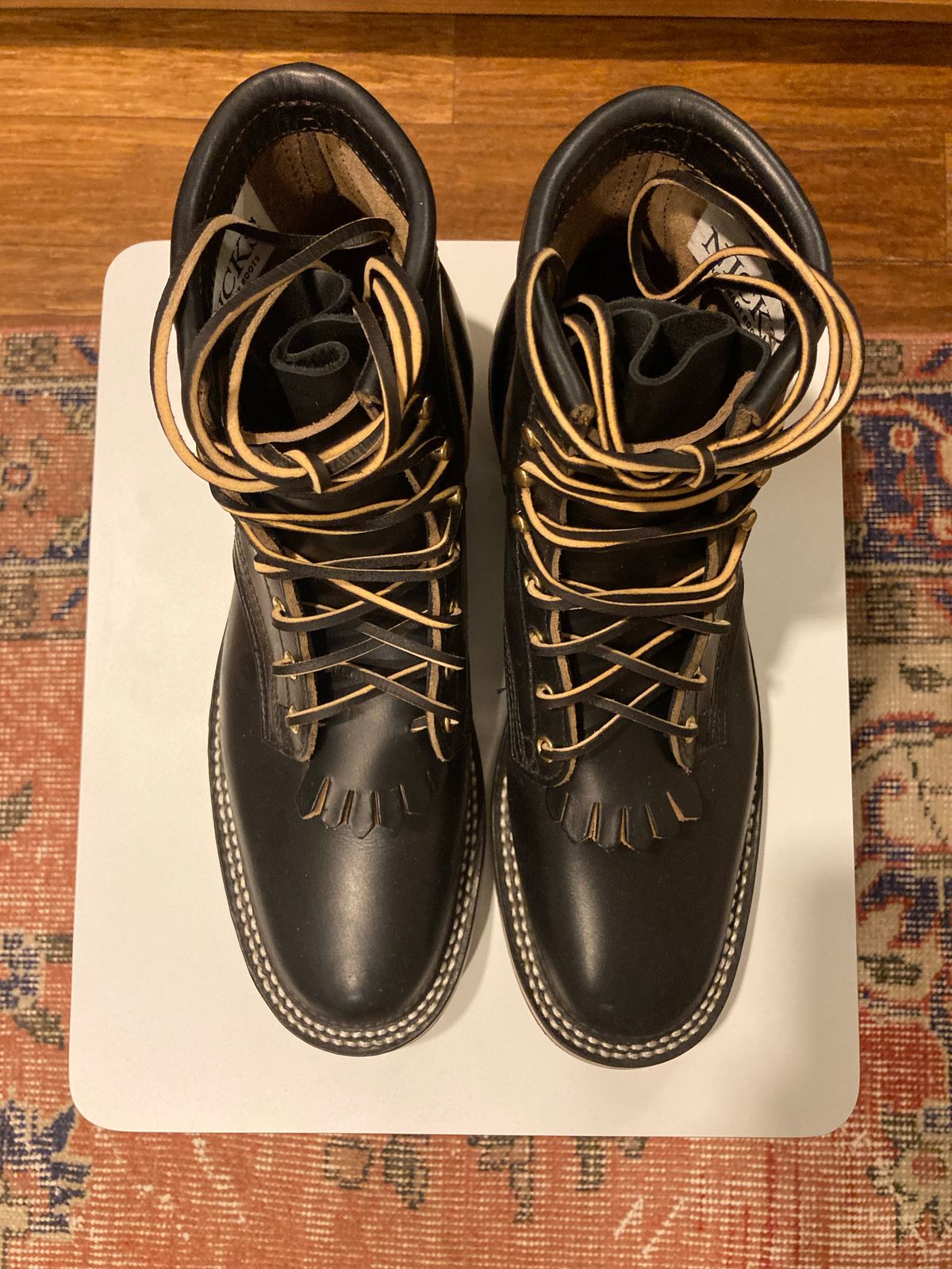 Photo by bankrobber on October 4, 2022 of the Nicks Packer in Horween Black Chromexcel.