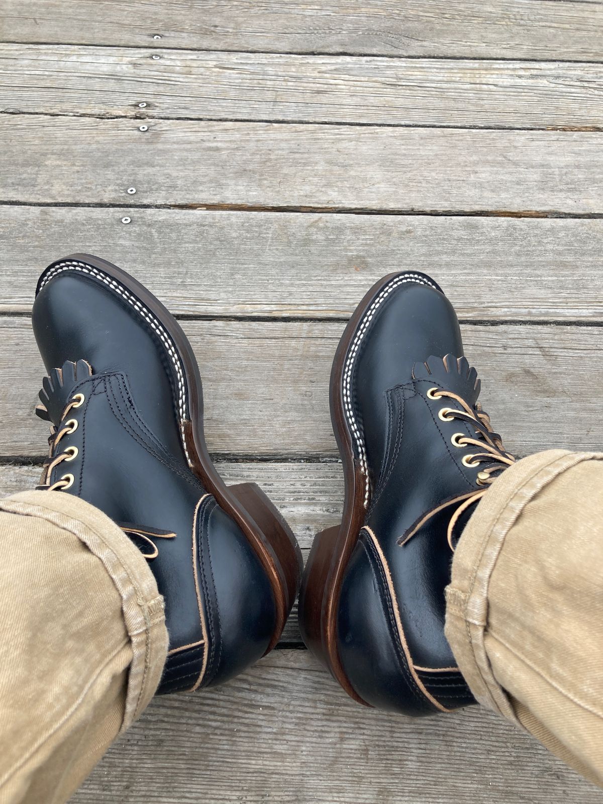 Photo by bankrobber on October 5, 2022 of the Nicks Packer in Horween Black Chromexcel.