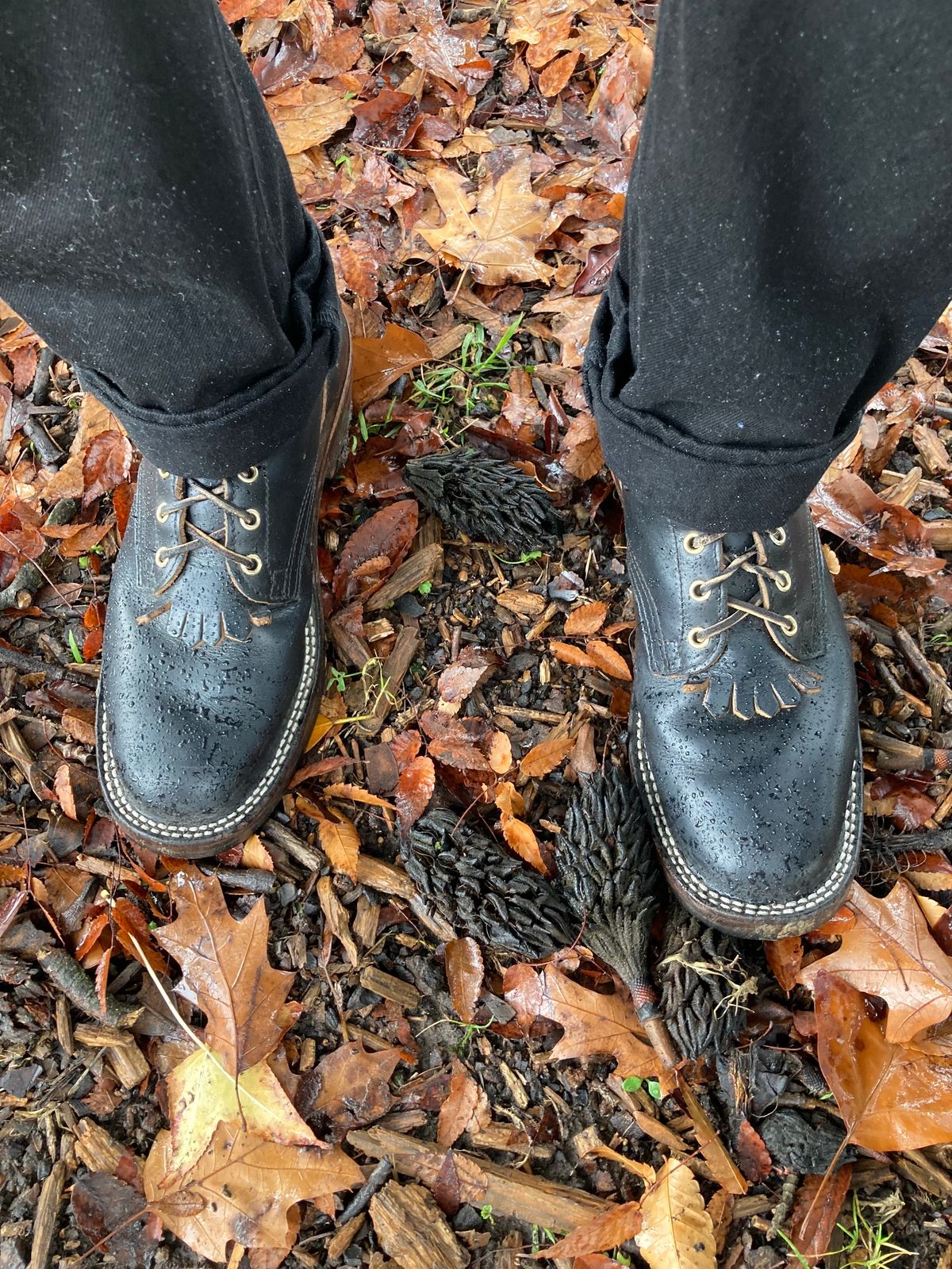 Photo by bankrobber on December 10, 2022 of the Nicks Packer in Horween Black Chromexcel.