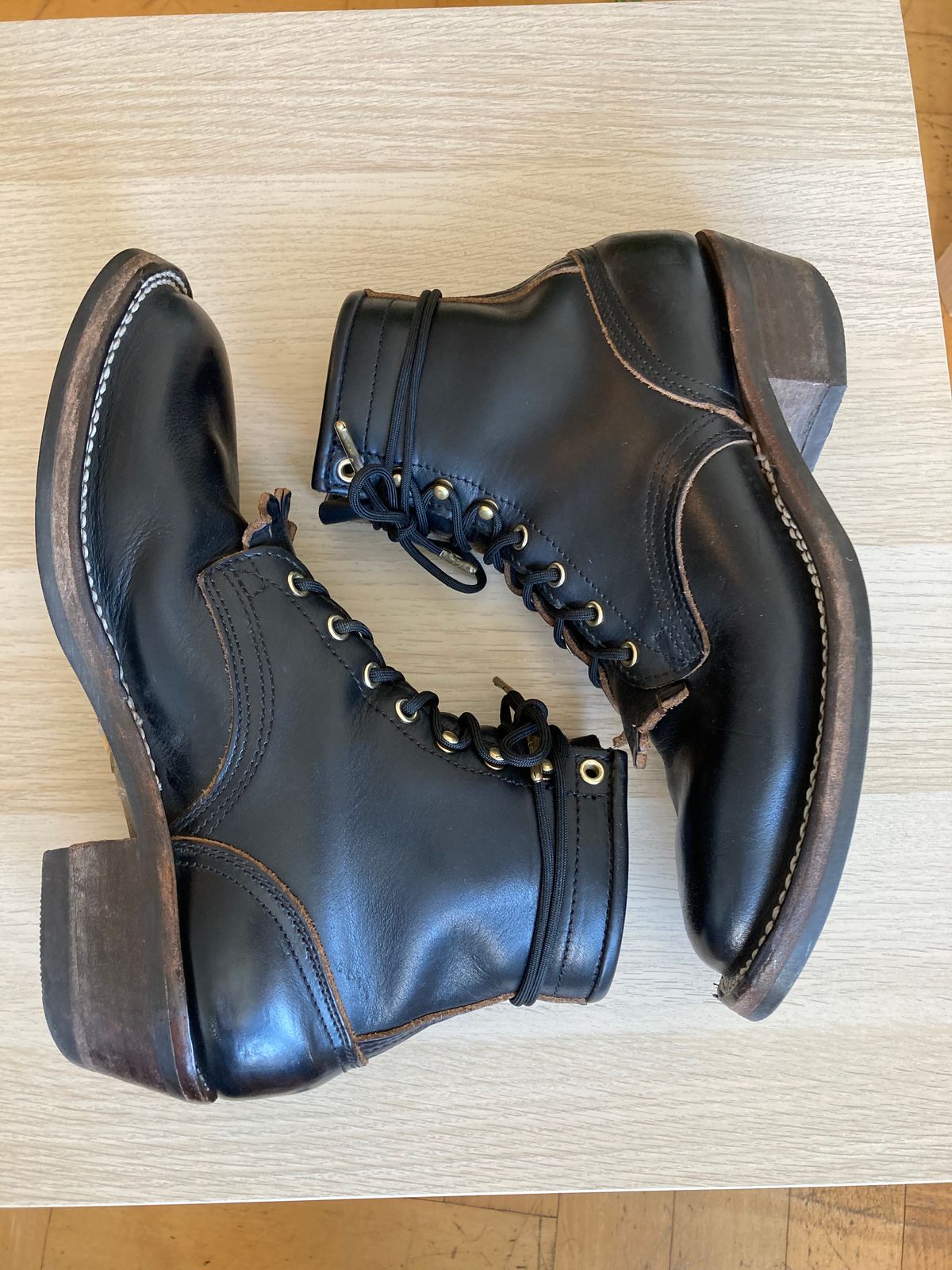 Photo by bankrobber on March 1, 2023 of the Nicks Packer in Horween Black Chromexcel.