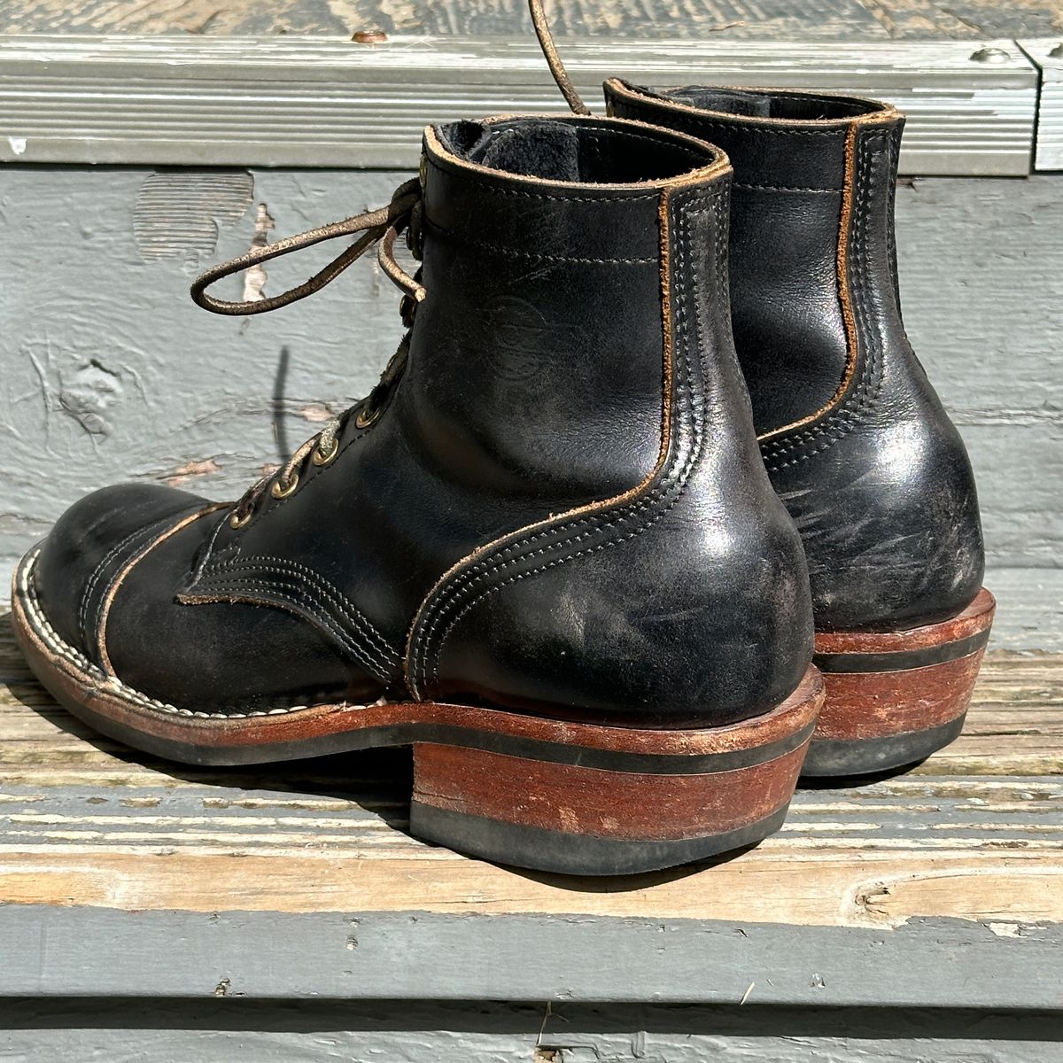 Photo by bankrobber on February 22, 2024 of the Nicks Charley in Horween Black Chromexcel.