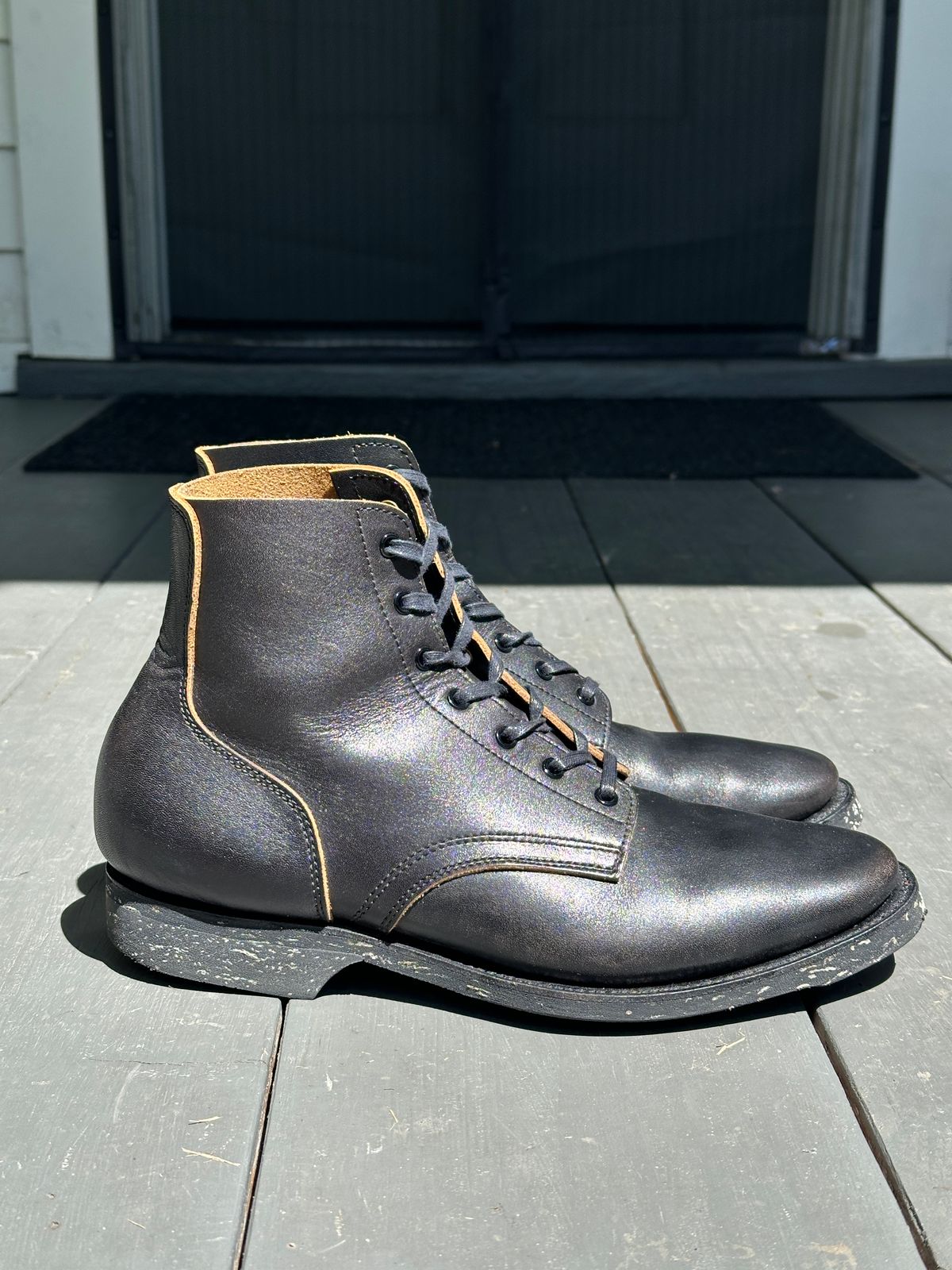 Photo by bankrobber on April 23, 2026 of the Clinch Yeager Boots in Degermann Black Gustave Cowhide.