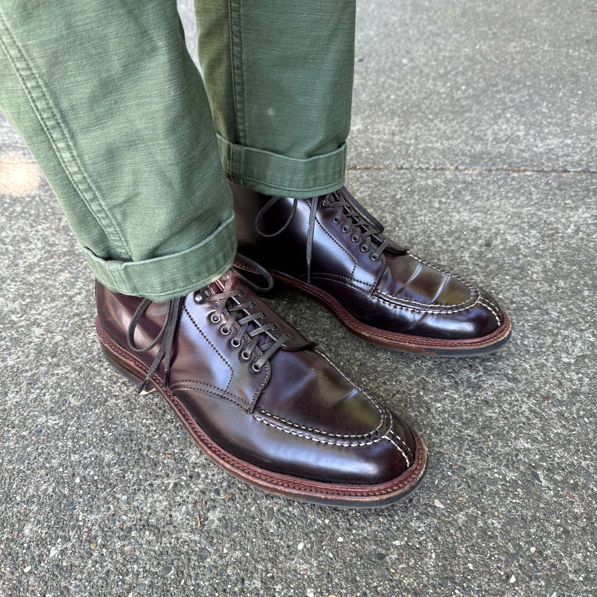 Photo by bankrobber on May 3, 2024 of the Alden Tanker Boot in Horween Color 8 Shell Cordovan.