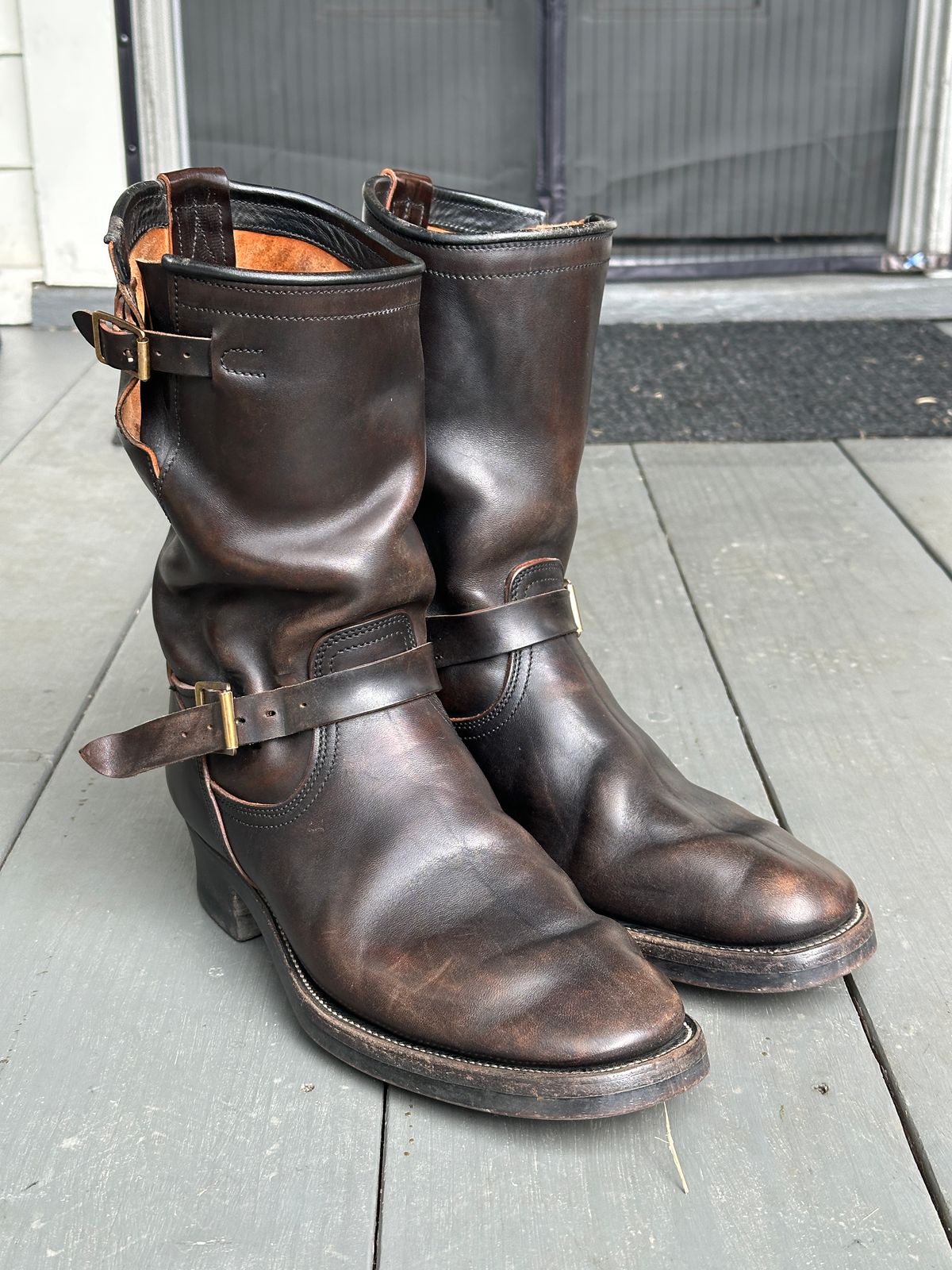 Photo by bankrobber on March 1, 2026 of the Unsung U 22-2 Engineer Boot in Maryam Toscanello Horsebutt Overdyed Black.