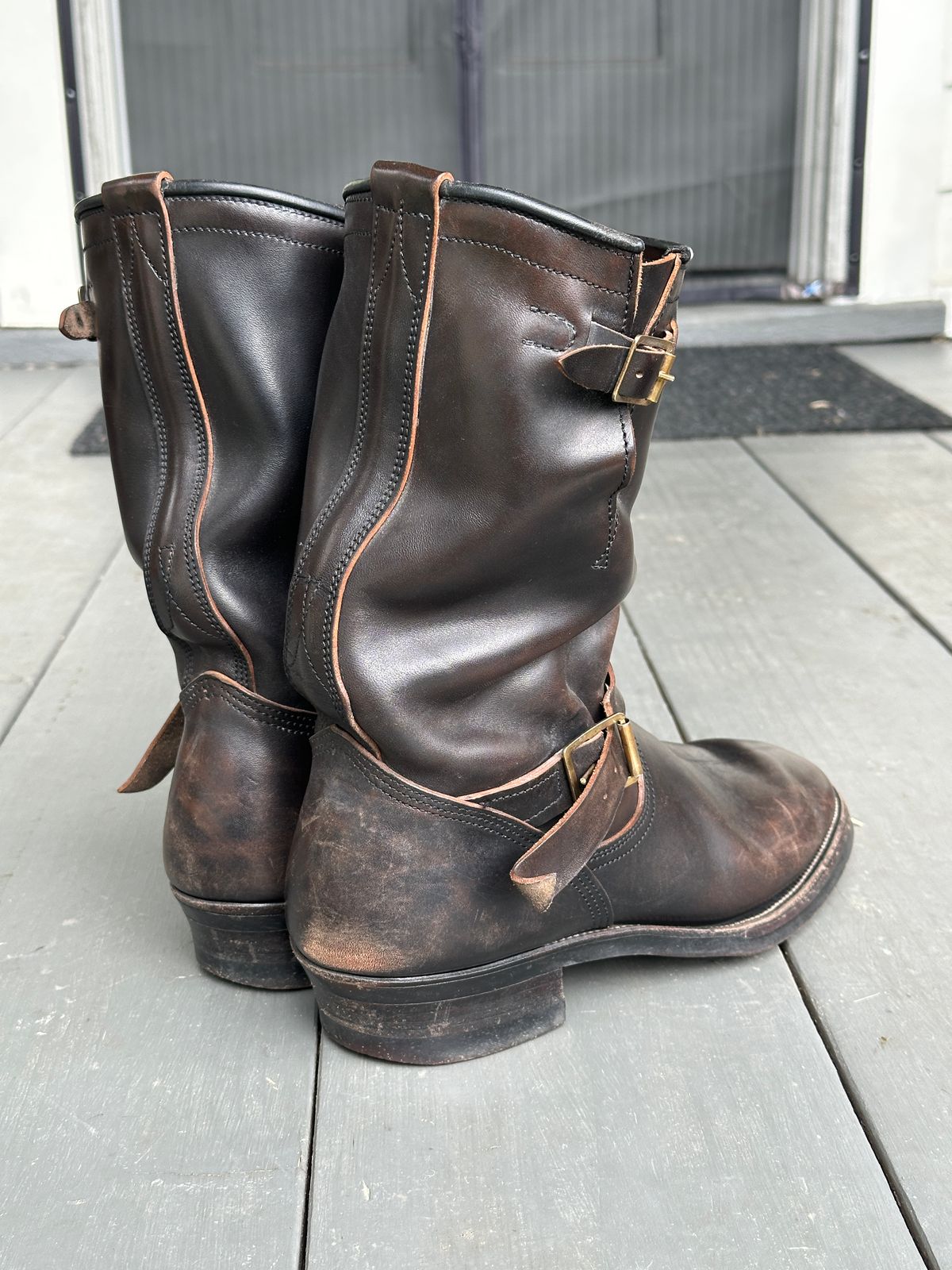 Photo by bankrobber on March 1, 2026 of the Unsung U 22-2 Engineer Boot in Maryam Toscanello Horsebutt Overdyed Black.