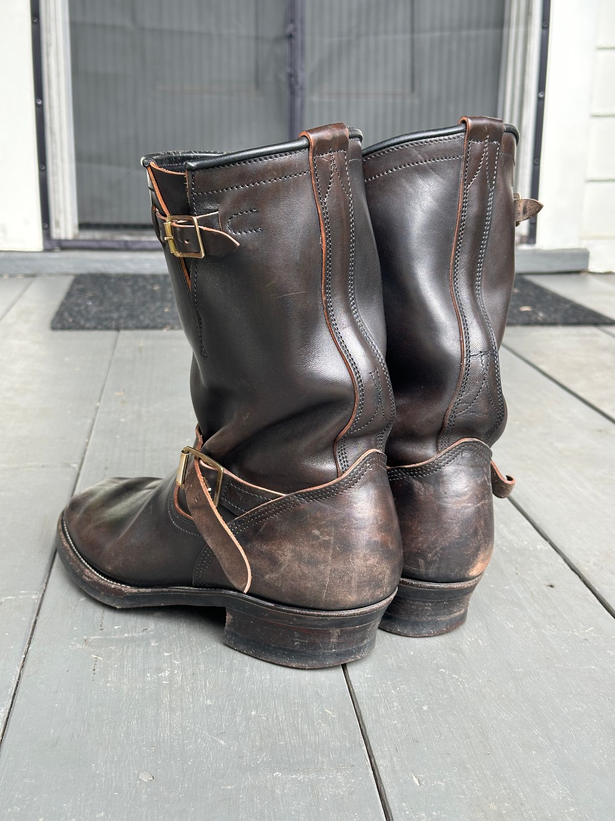 Photo by bankrobber on March 1, 2026 of the Unsung U 22-2 Engineer Boot in Maryam Toscanello Horsebutt Overdyed Black.