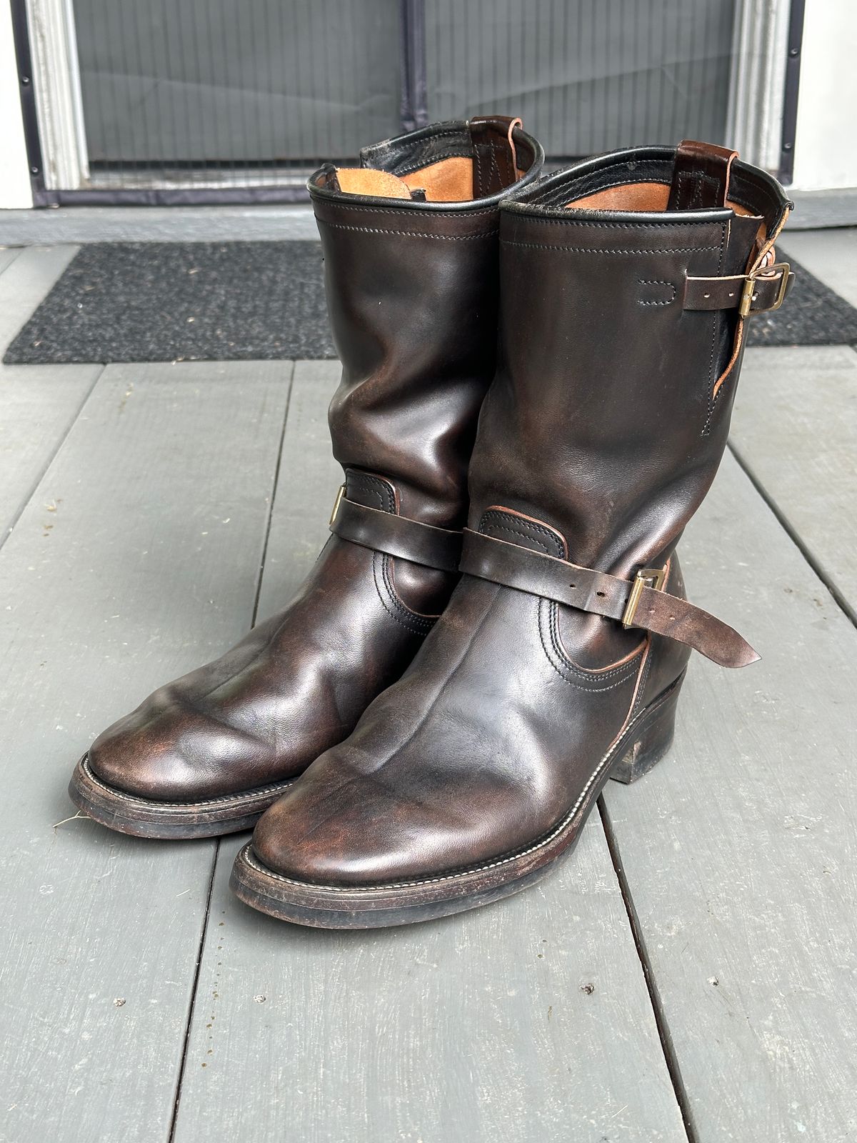 Photo by bankrobber on March 1, 2026 of the Unsung U 22-2 Engineer Boot in Maryam Toscanello Horsebutt Overdyed Black.