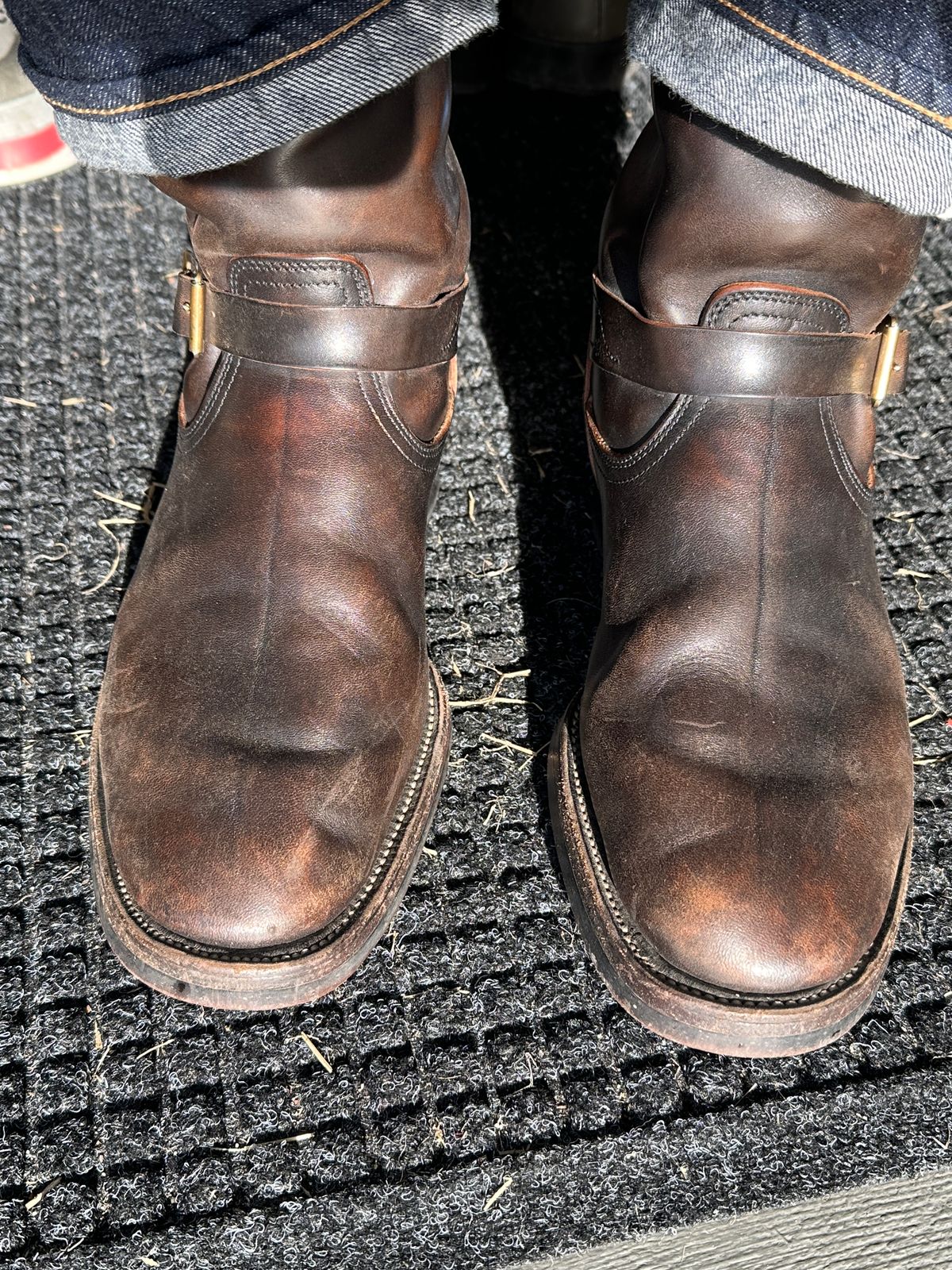 Photo by bankrobber on March 4, 2026 of the Unsung U 22-2 Engineer Boot in Maryam Toscanello Horsebutt Overdyed Black.