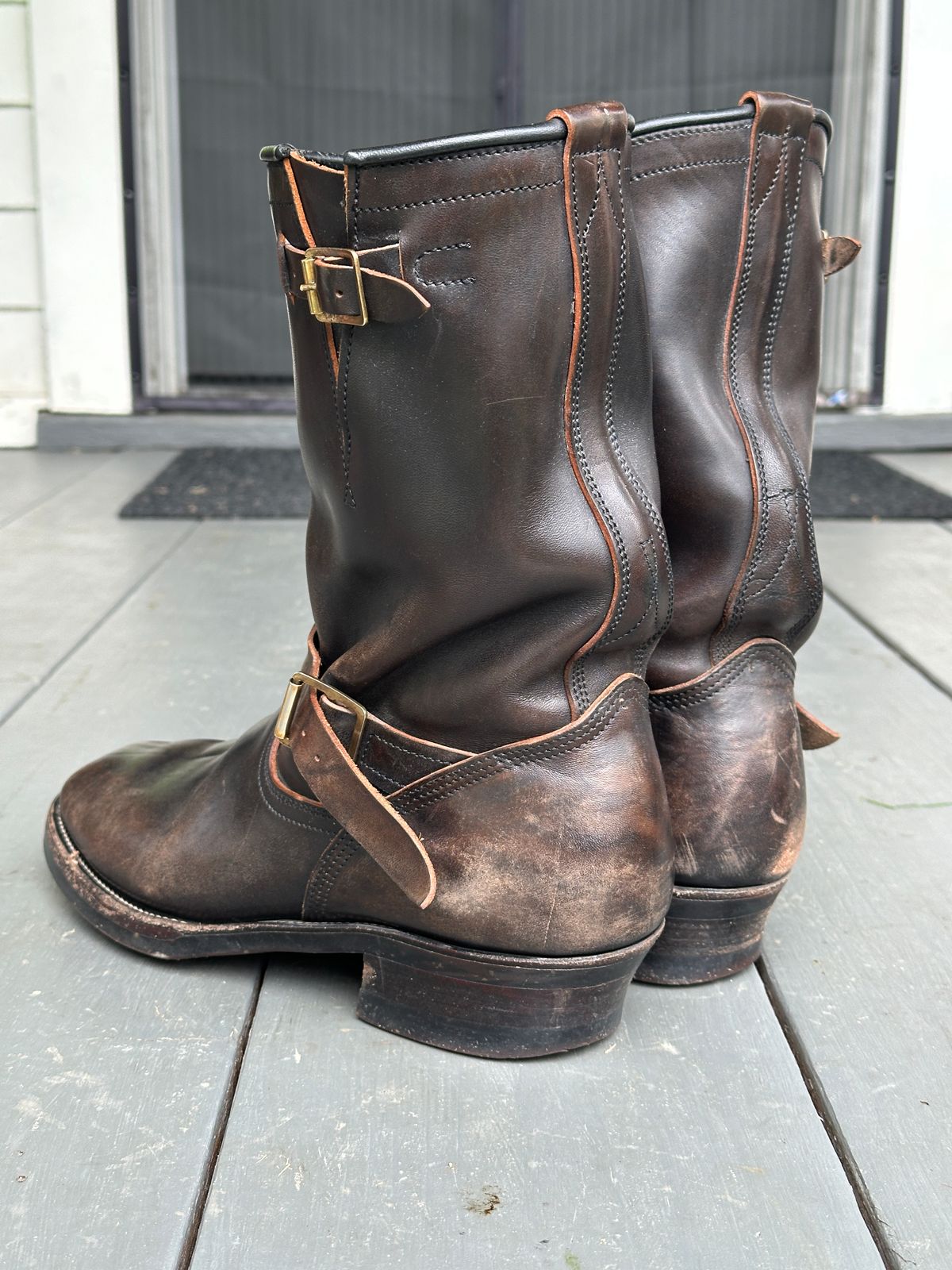 Photo by bankrobber on April 1, 2026 of the Unsung U 22-2 Engineer Boot in Maryam Toscanello Horsebutt Overdyed Black.