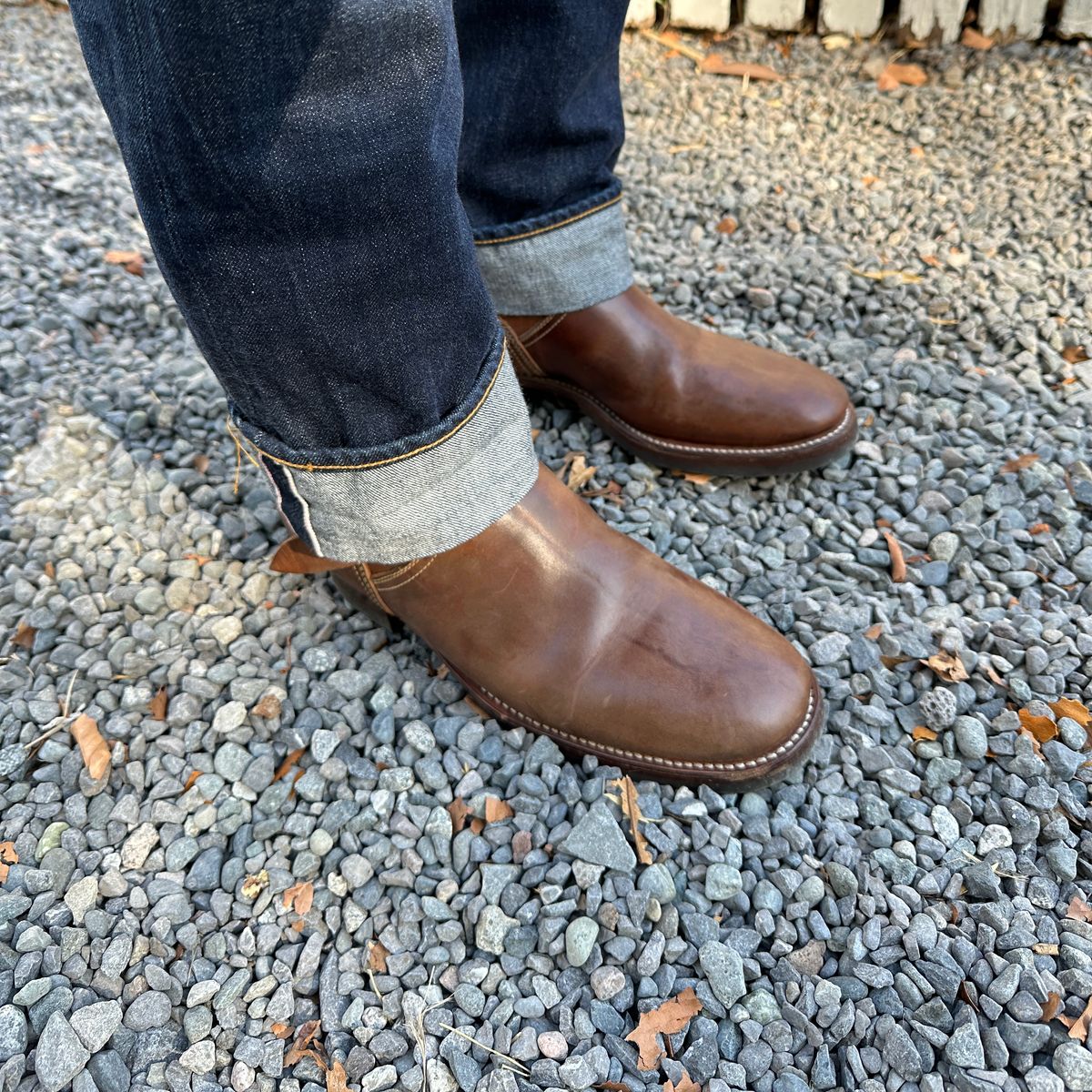 Photo by bankrobber on September 19, 2025 of the Clinch Engineer Boots 11-Inch Height in Natural Horsebutt.
