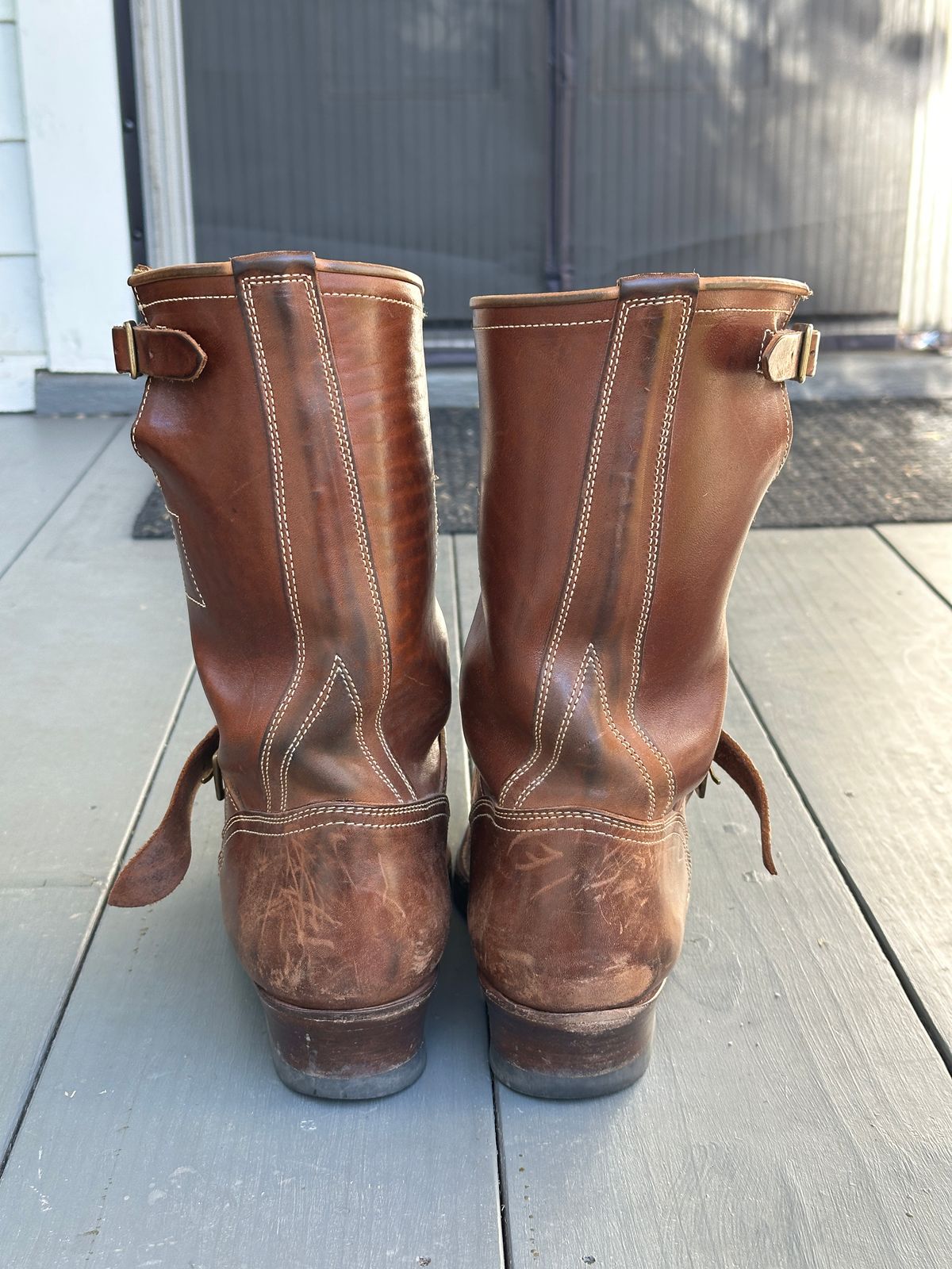 Photo by bankrobber on March 3, 2026 of the Clinch Engineer Boots 11-Inch Height in Natural Horsebutt.