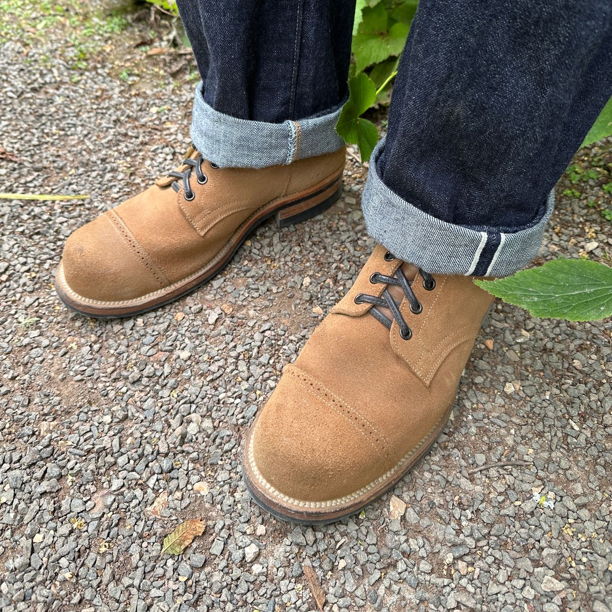 Photo by bankrobber on July 27, 2024 of the Viberg Service Boot BCT in Horween Marine Field Roughout.