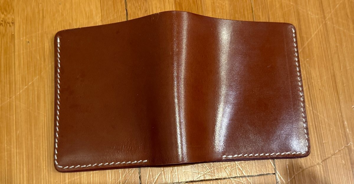 Photo by nad45 on October 1, 2025 of the Nick’s Handmade Boots Wallet in MARYAM NATURAL TOSCANELLO HORSERUMP.