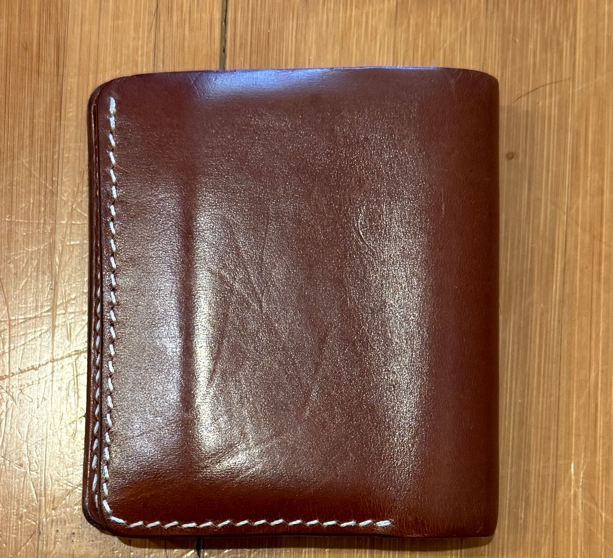 Photo by nad45 on November 4, 2025 of the Nick’s Handmade Boots Wallet in MARYAM NATURAL TOSCANELLO HORSERUMP.