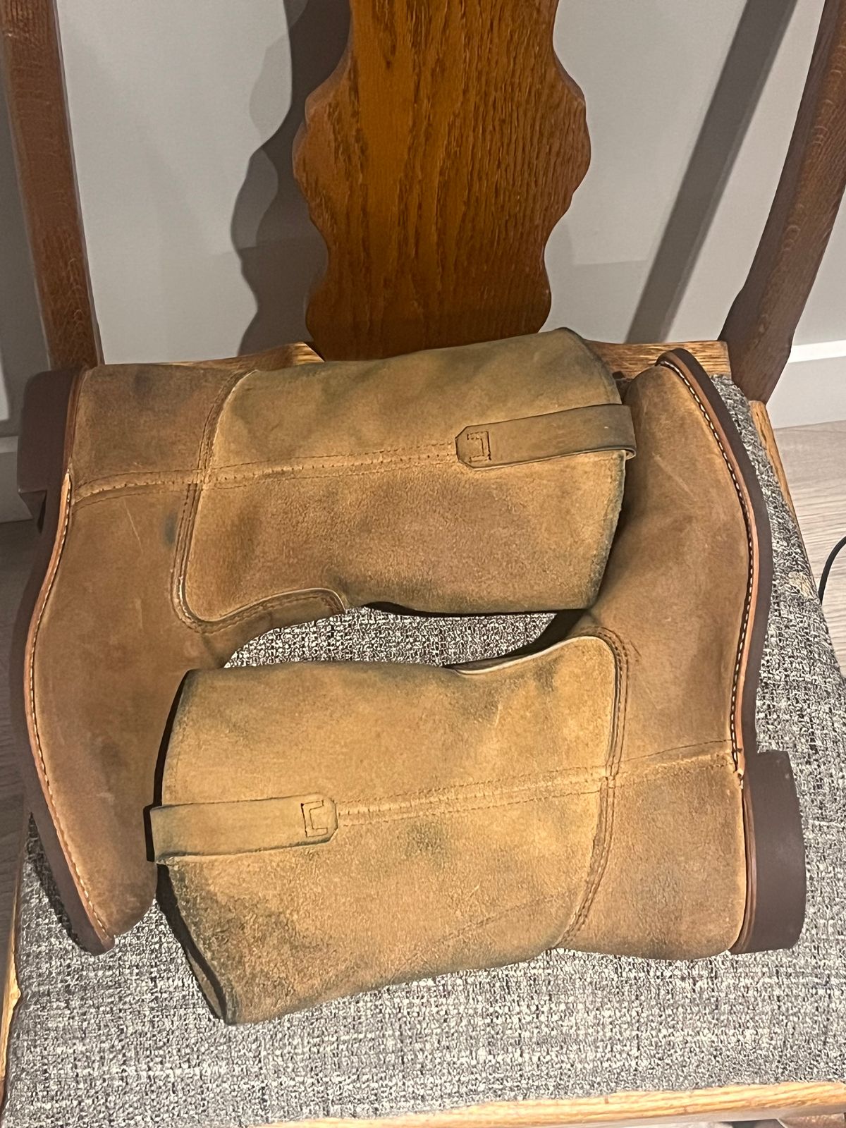 Photo by kaijucowboy on December 6, 2025 of the Red Wing Pecos in S.B. Foot Hawthorne Muleskinner.