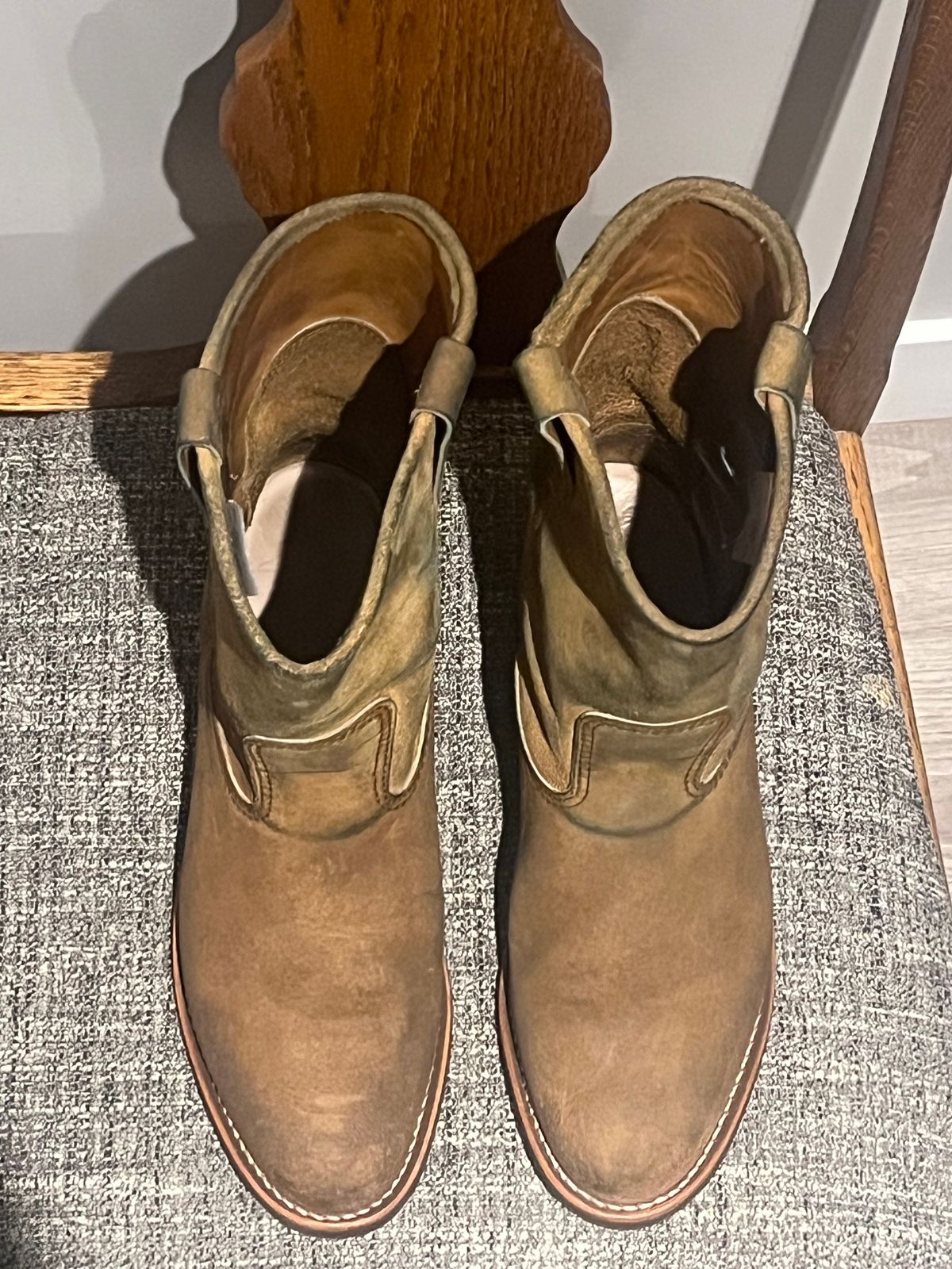 Photo by kaijucowboy on December 6, 2025 of the Red Wing Pecos in S.B. Foot Hawthorne Muleskinner.