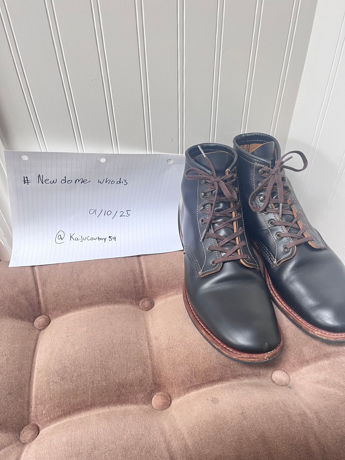Photo by kaijucowboy on October 1, 2025 of the Red Wing Beckman Flatbox in S.B. Foot Black Klondike.