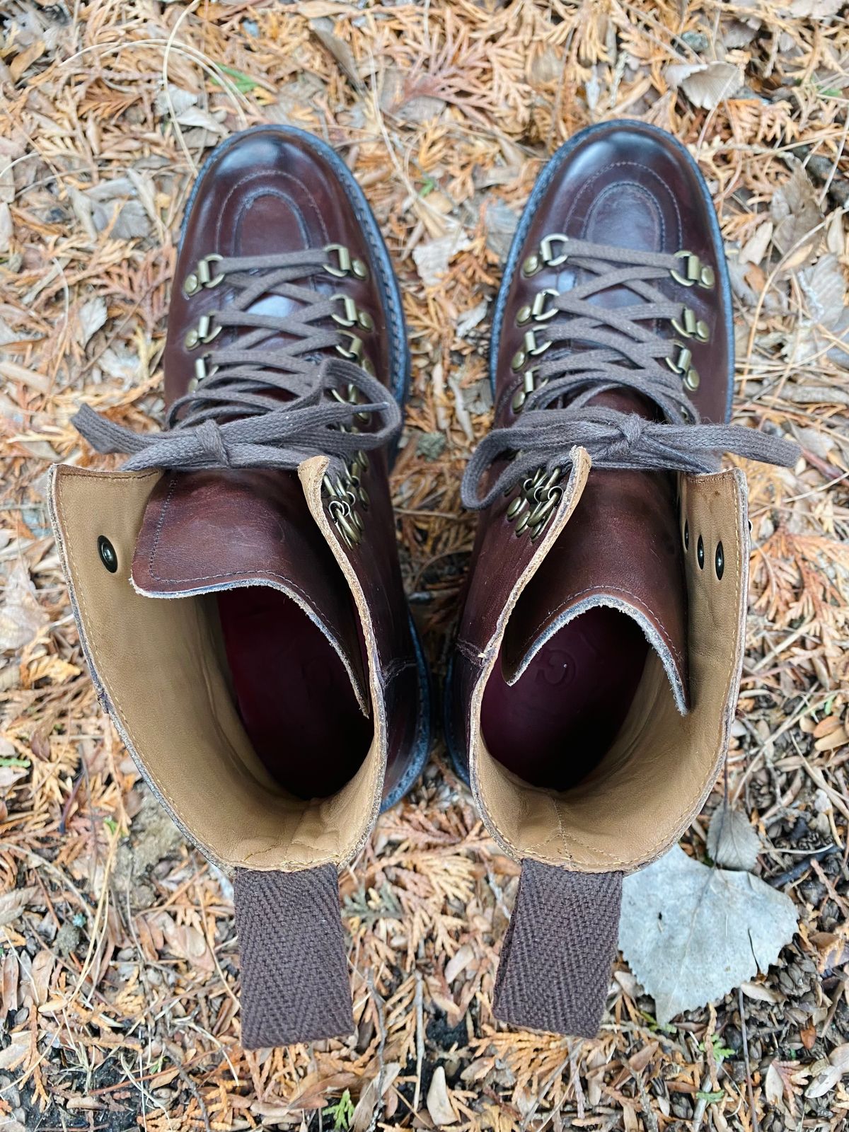 Photo by booth on March 5, 2023 of the Grenson Unlisted Model in Unknown Leather.