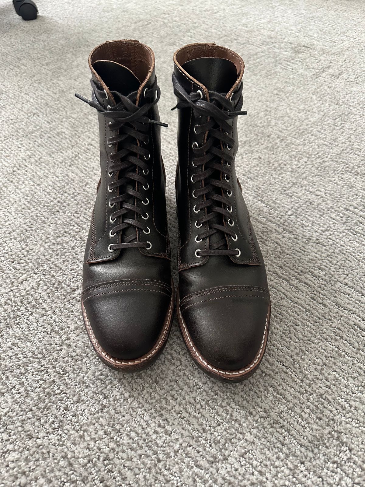 Photo by carey_francis on November 6, 2023 of the Thursday Logger in Horween Dark Brown Waxed Flesh.