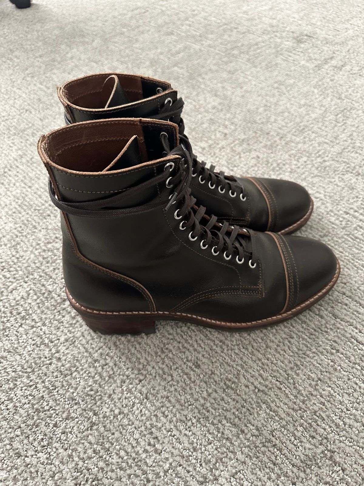 Photo by carey_francis on November 6, 2023 of the Thursday Logger in Horween Dark Brown Waxed Flesh.