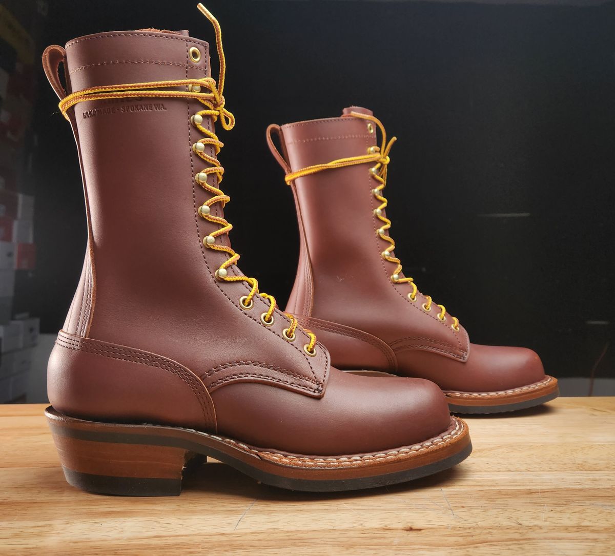 Photo by RoseAnvil_Brody on November 5, 2022 of the White's x Rose Anvil Drifter in Seidel Red Dog Oil Tan.