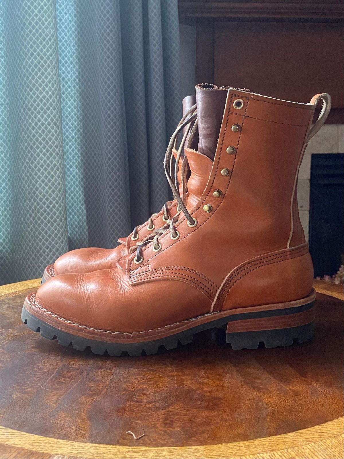 Photo by alain.sauve on December 2, 2023 of the Nicks DomePro in Wickett & Craig Tan English Bridle.