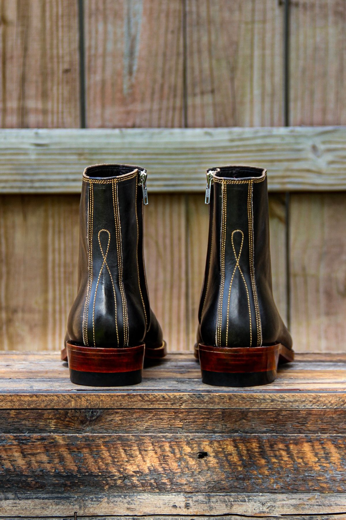 Photo by KVanDev on October 1, 2024 of the Fortis Boots Antasena Sidezip in Indonesian Black Teacore.